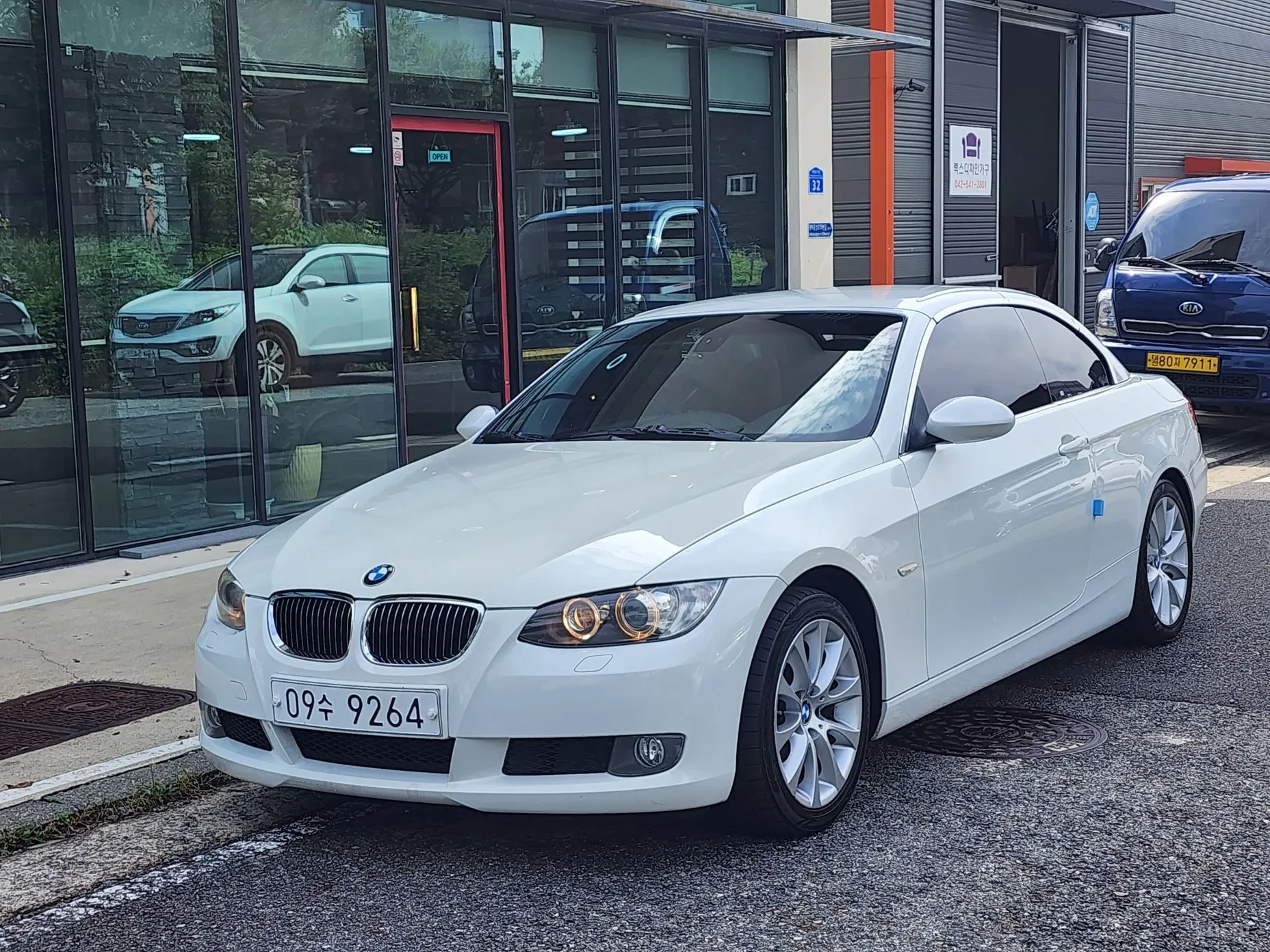 BMW 3 Series (E90)