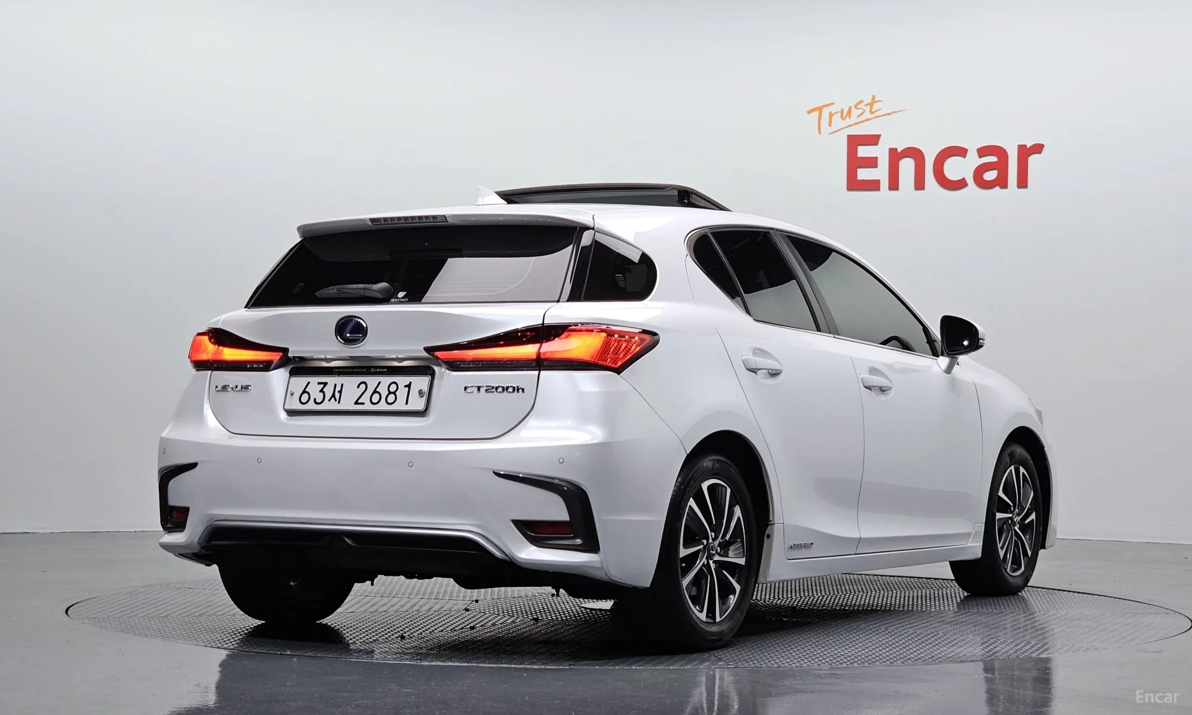 Lexus CT200h