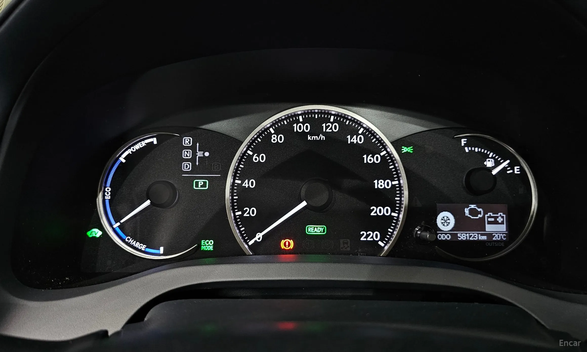 Lexus CT200h превью 8