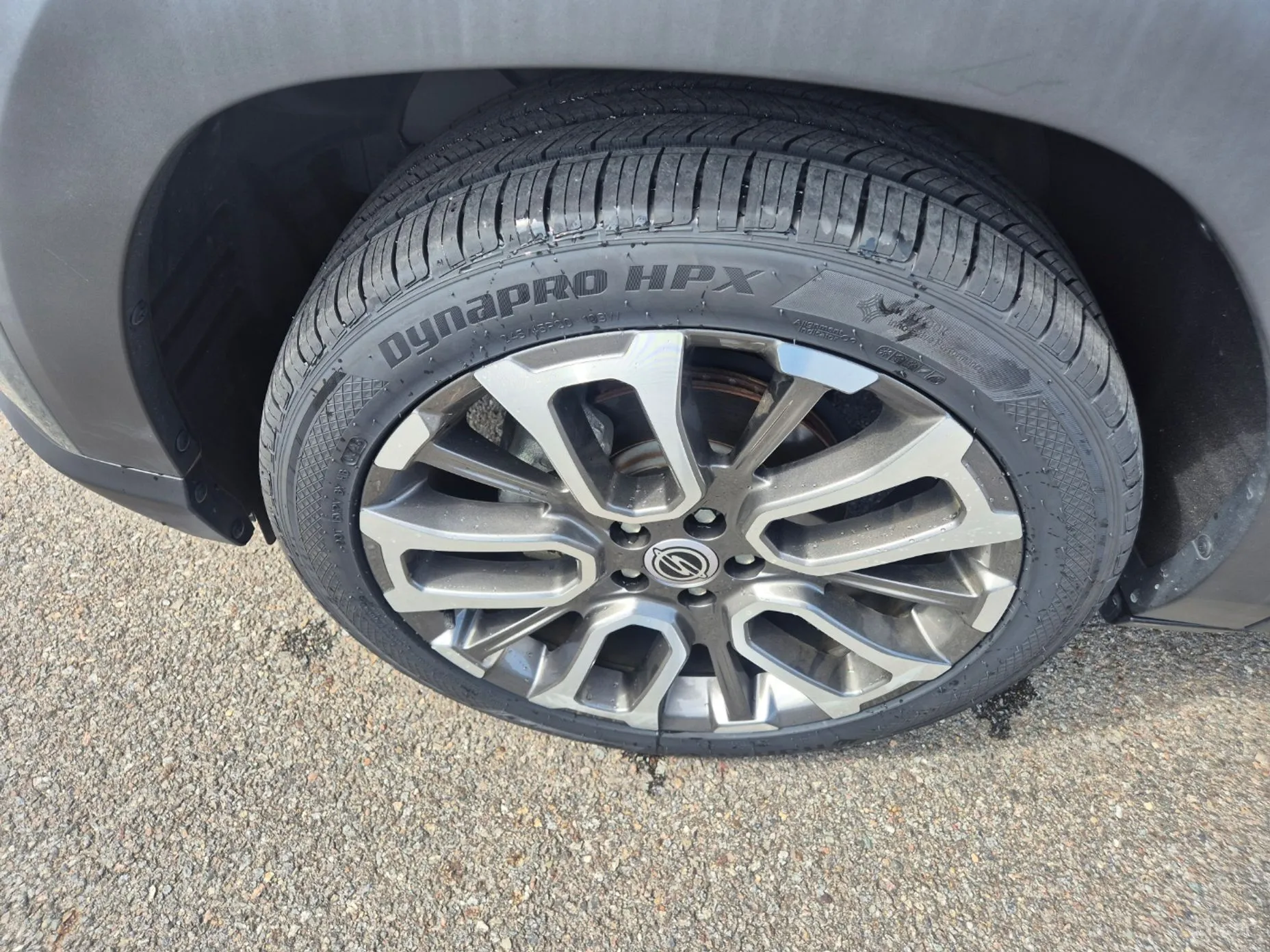 KG Mobility (SsangYong) Torres превью 8