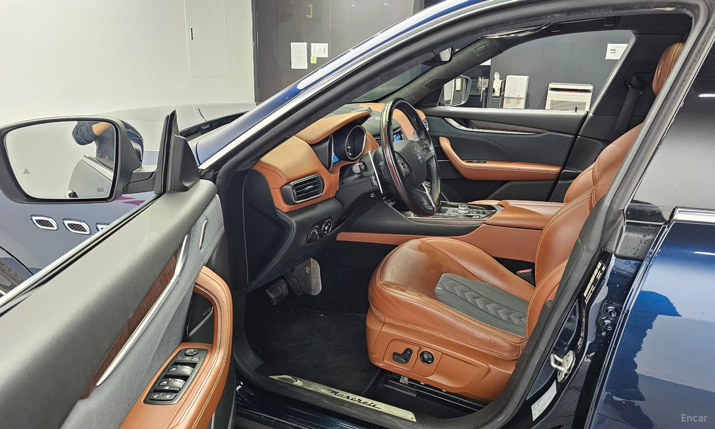 Maserati Levante превью 10