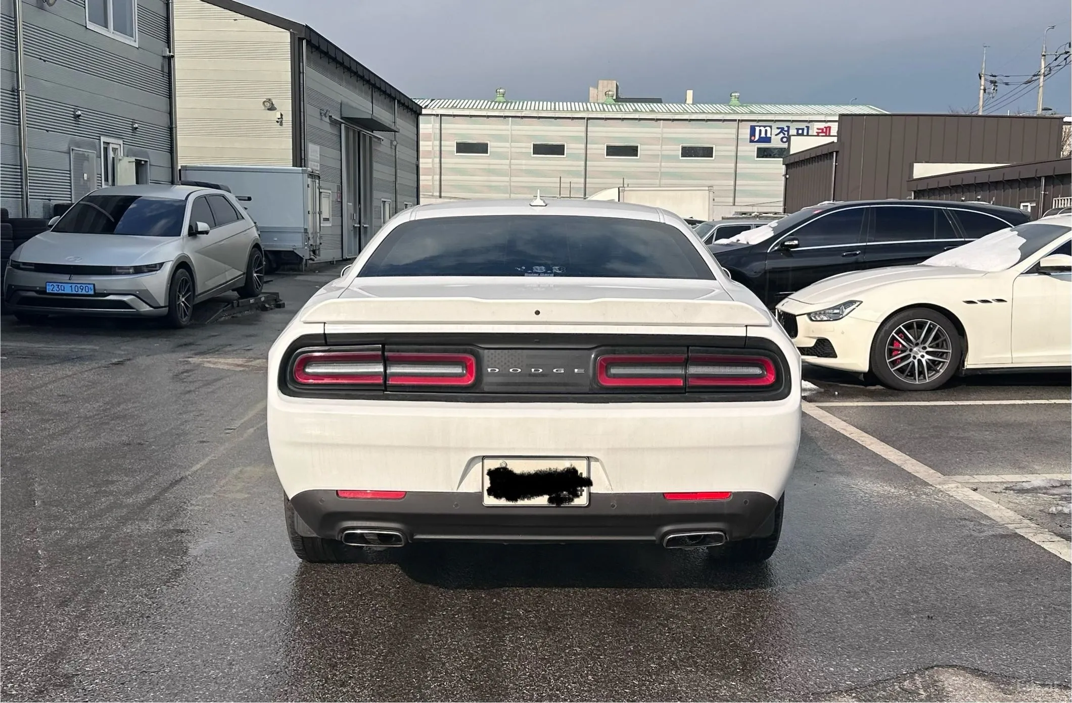 Dodge Challenger превью 5