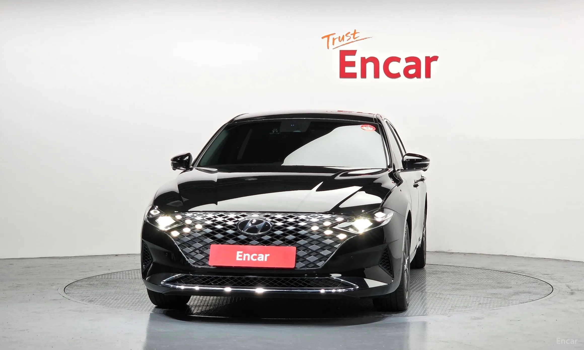 Hyundai Grandeur IG превью 3