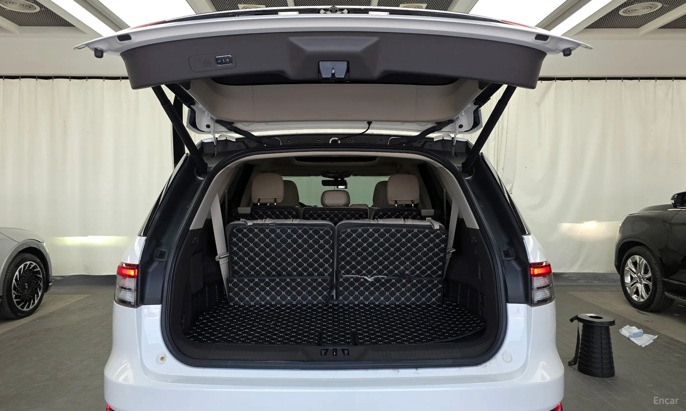 Lincoln Aviator 2nd Generation превью 20