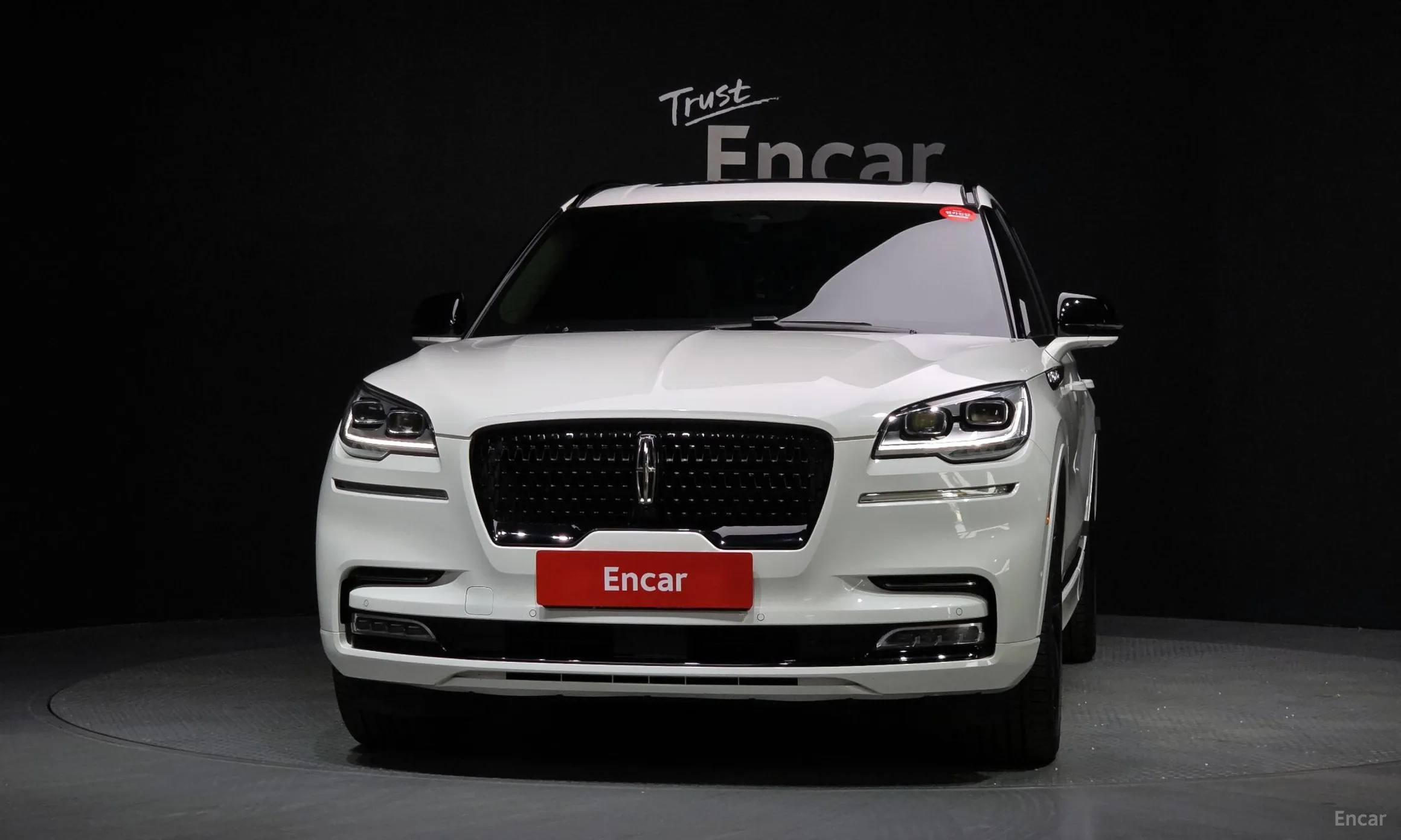 Lincoln Aviator 2nd Generation превью 3