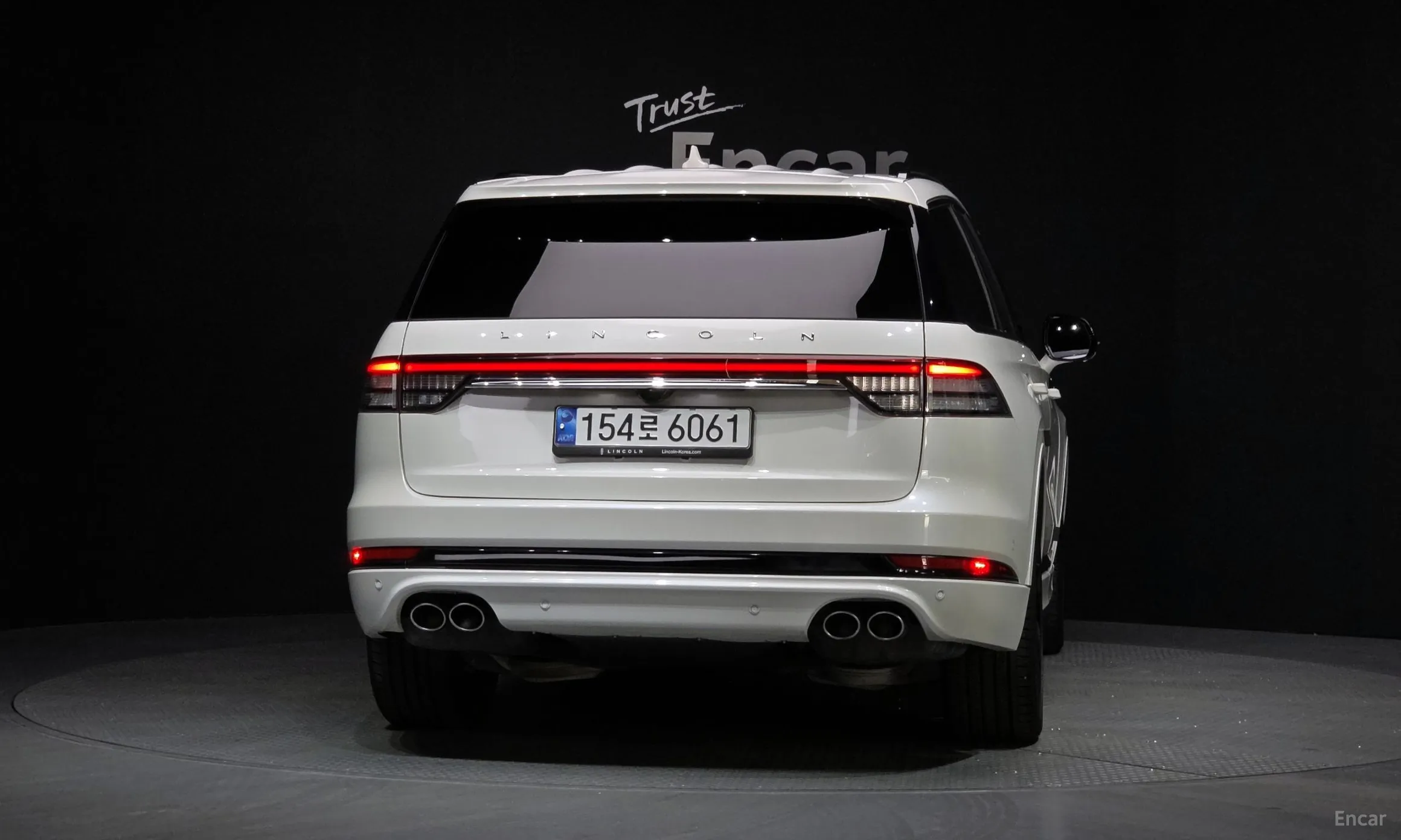 Lincoln Aviator 2nd Generation превью 4