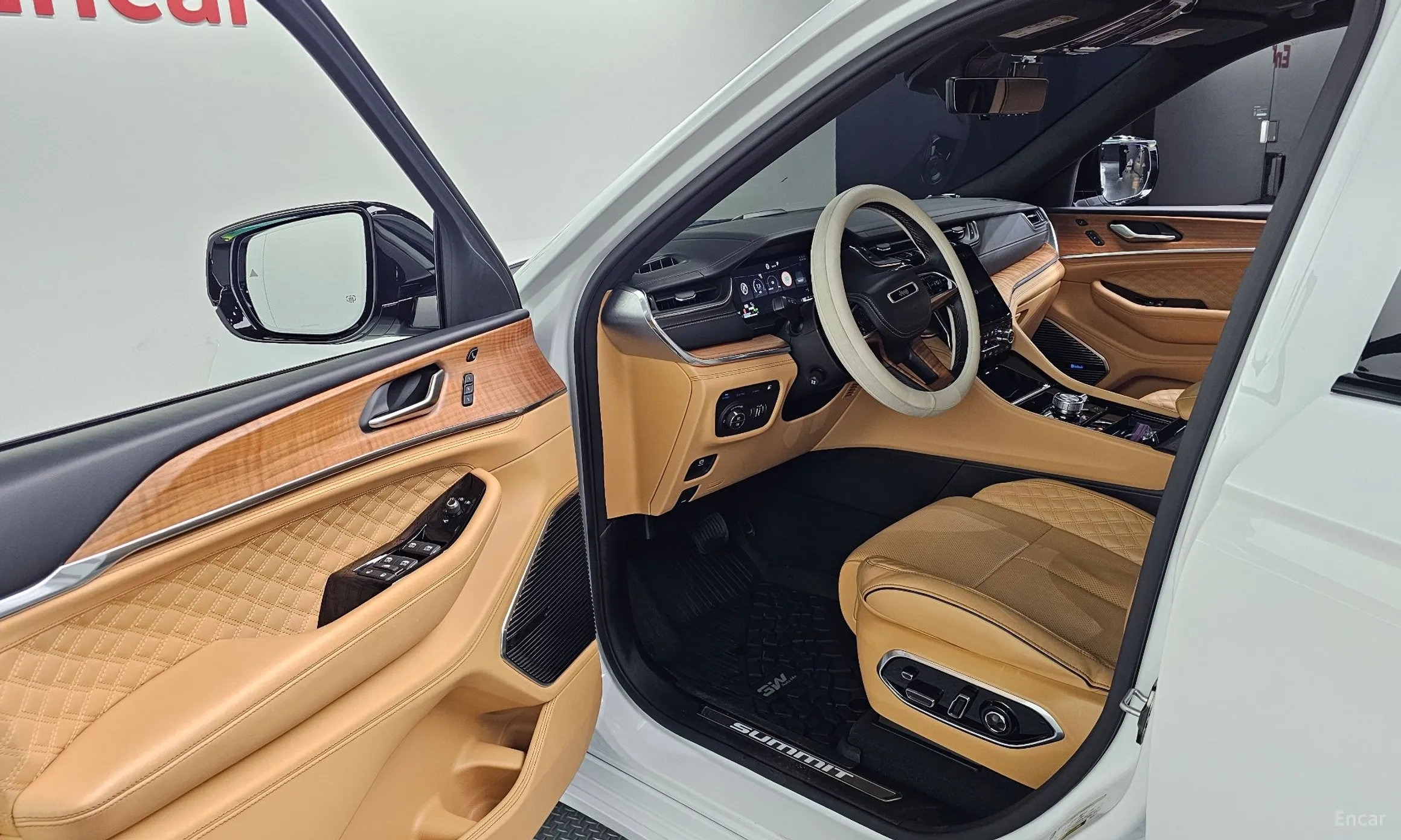 Jeep Grand Cherokee (WL) превью 10