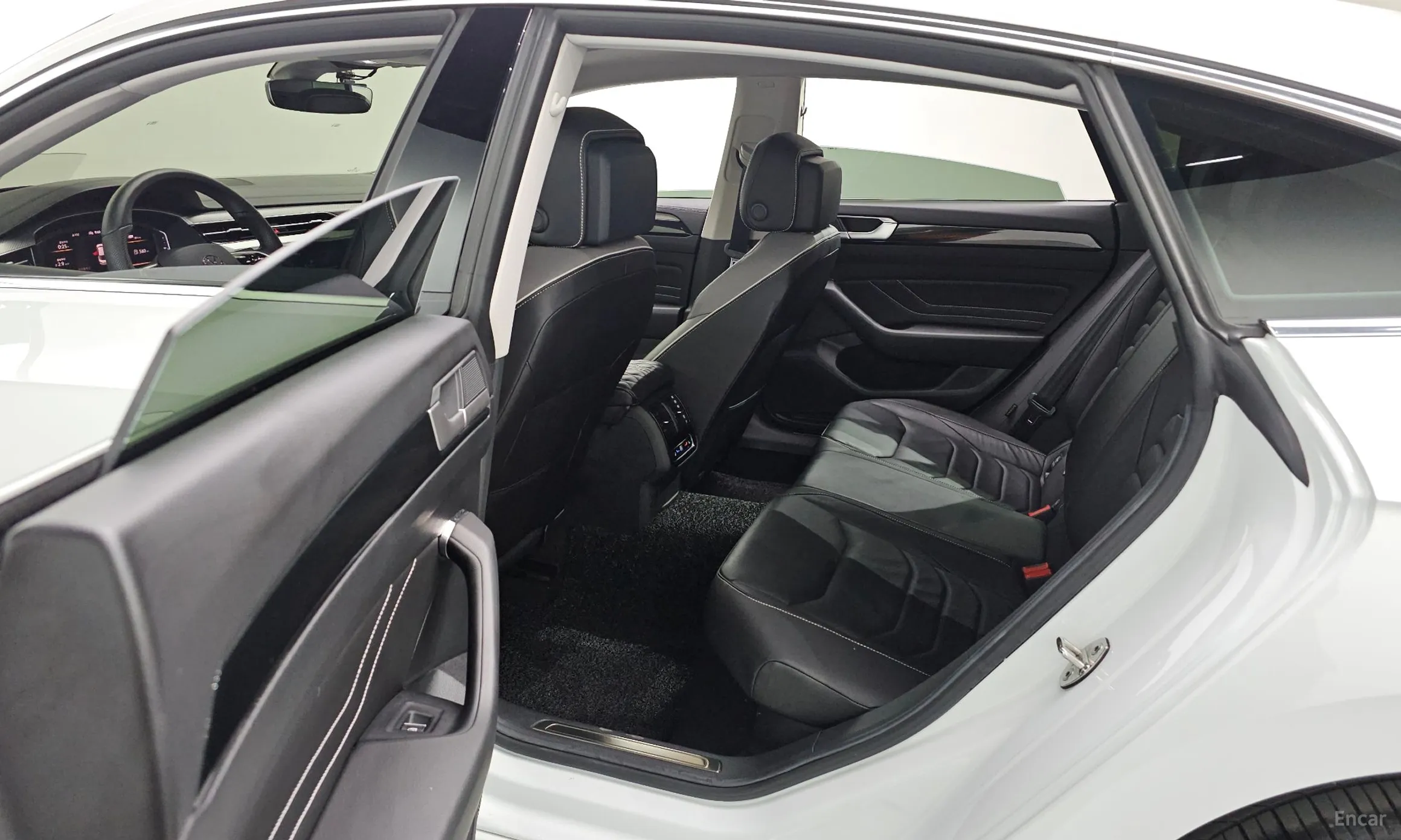 Volkswagen Ateon превью 19