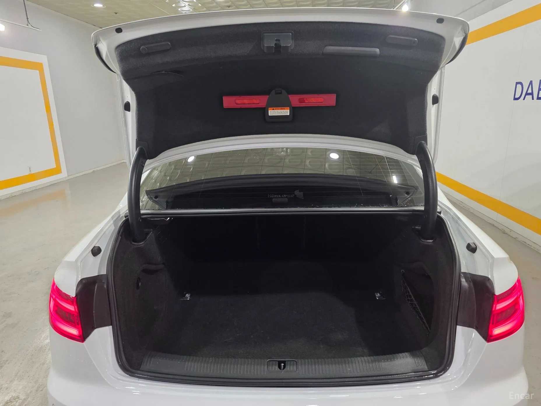 Audi A4 (B9) превью 20