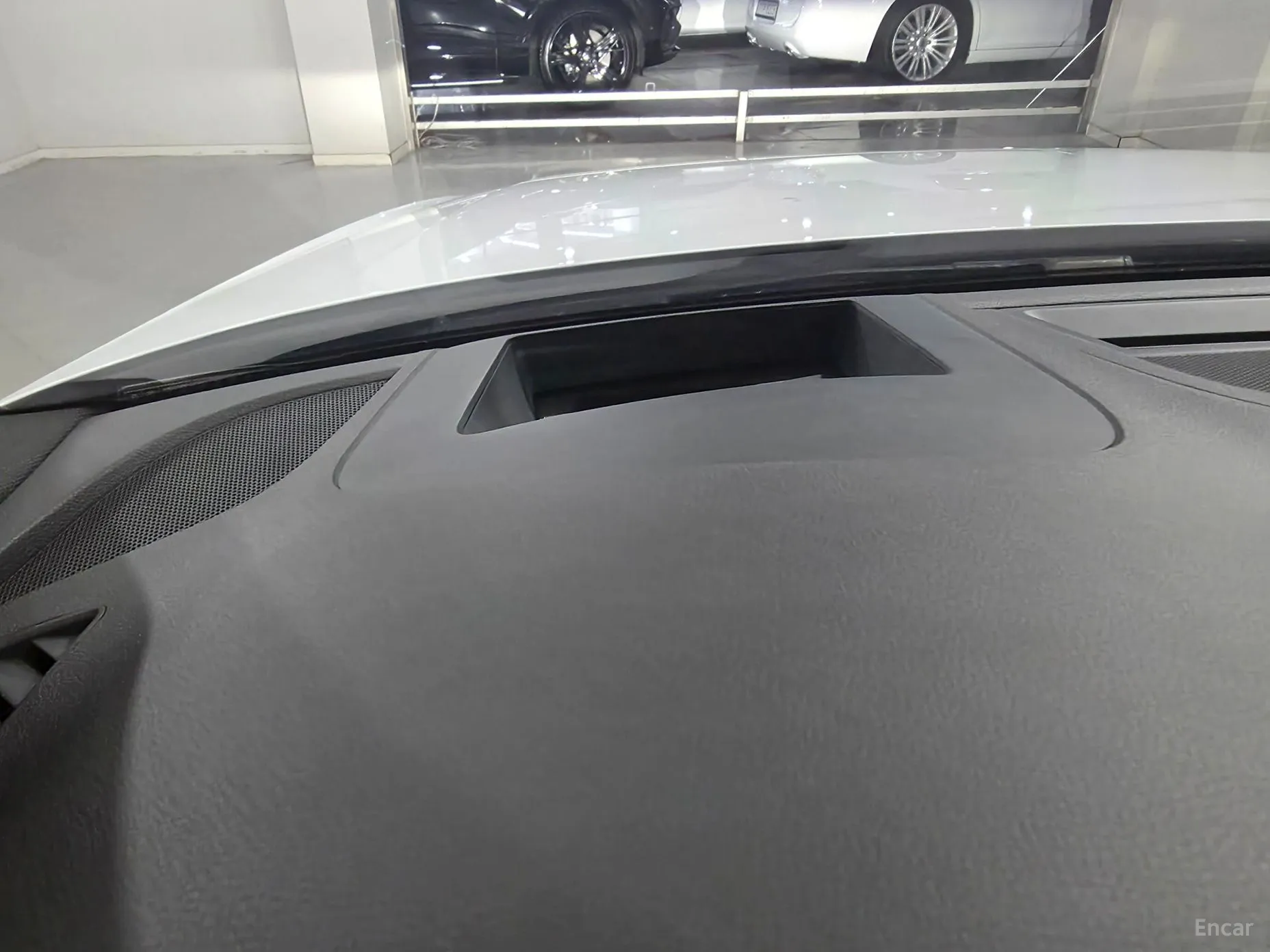 Audi A4 (B9) превью 9