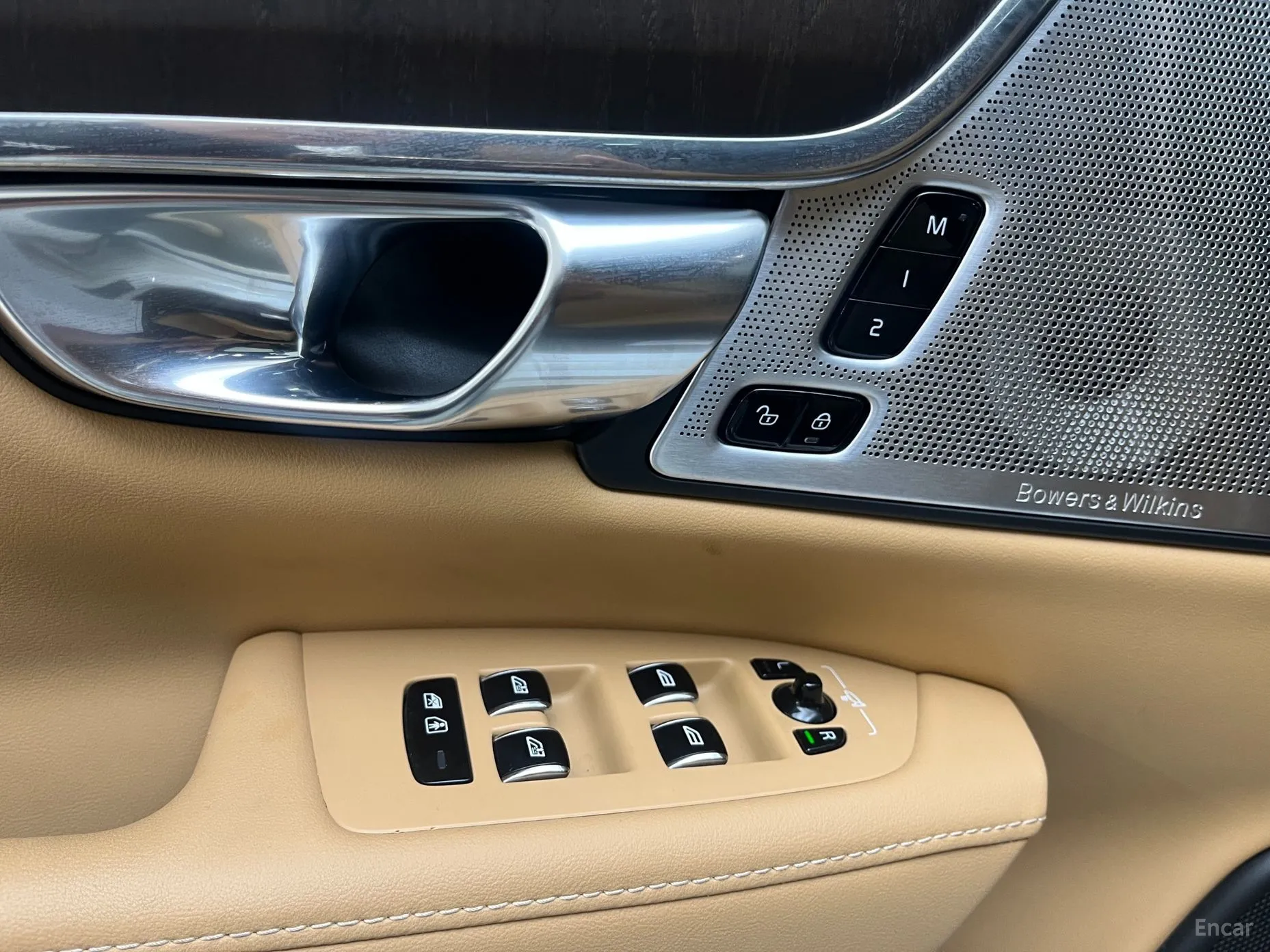 Volvo S90 превью 11