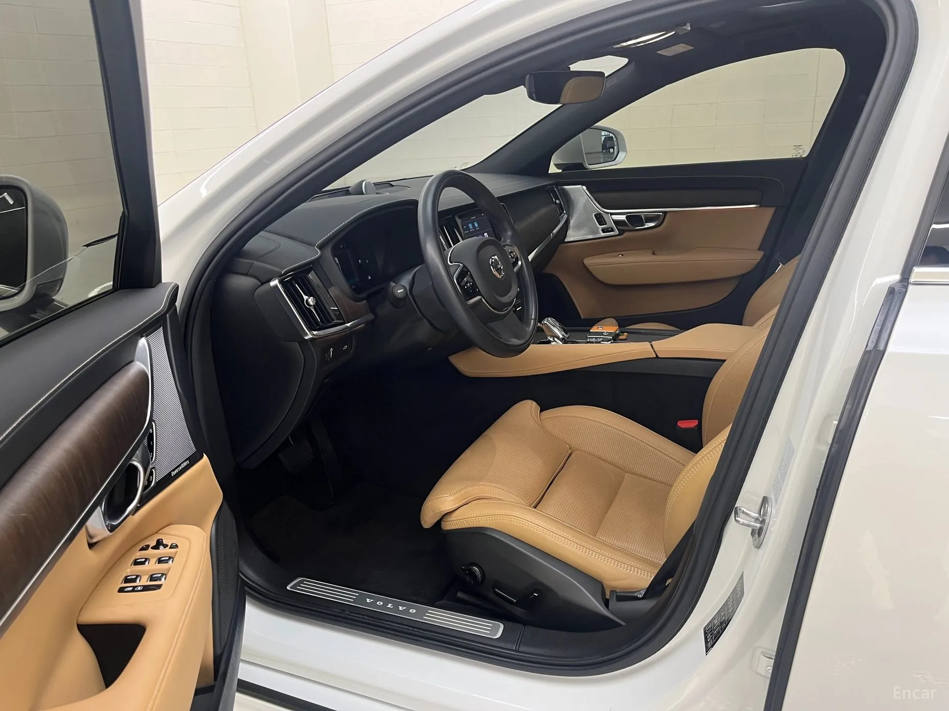 Volvo S90 превью 12
