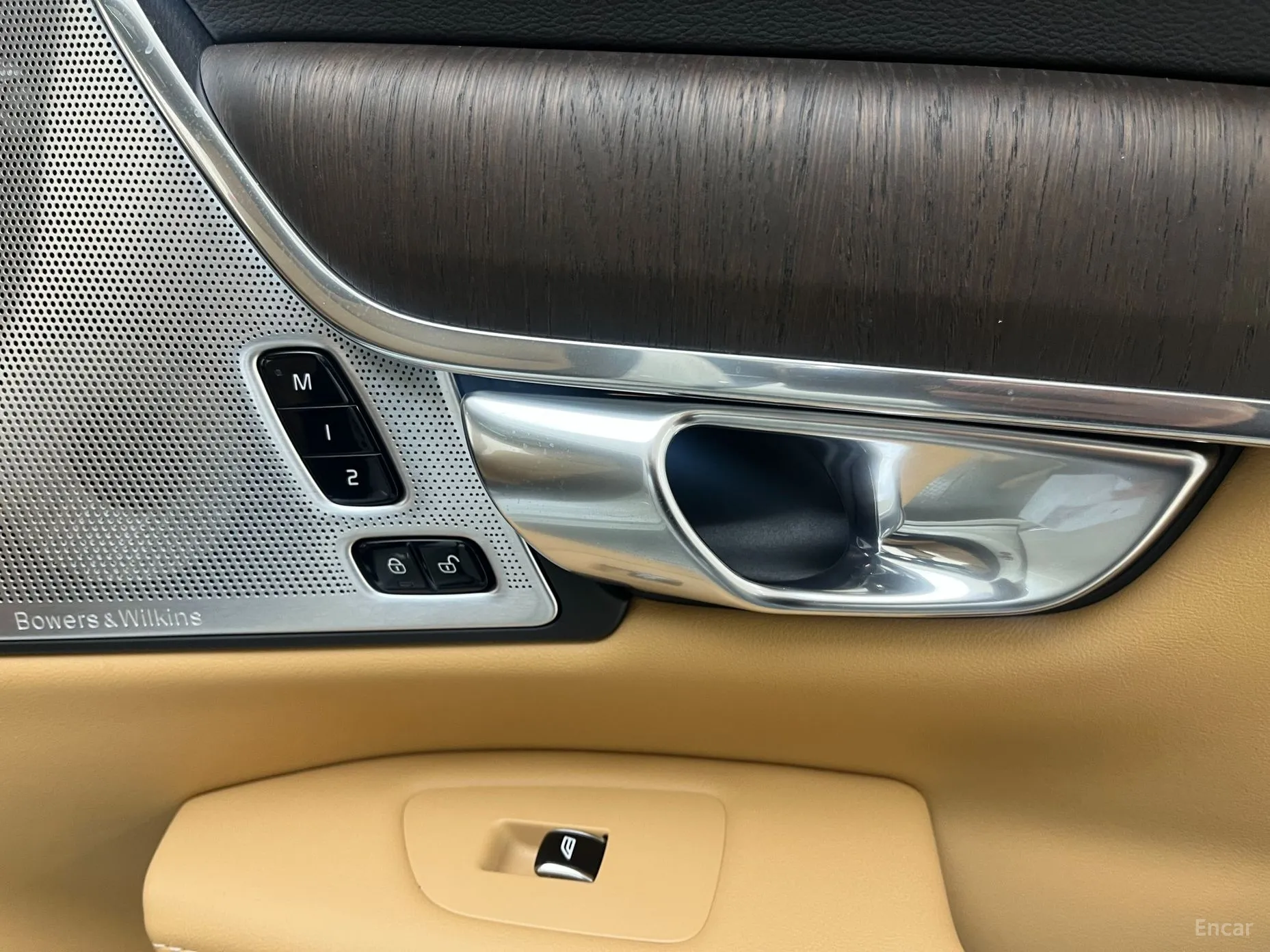 Volvo S90 превью 14