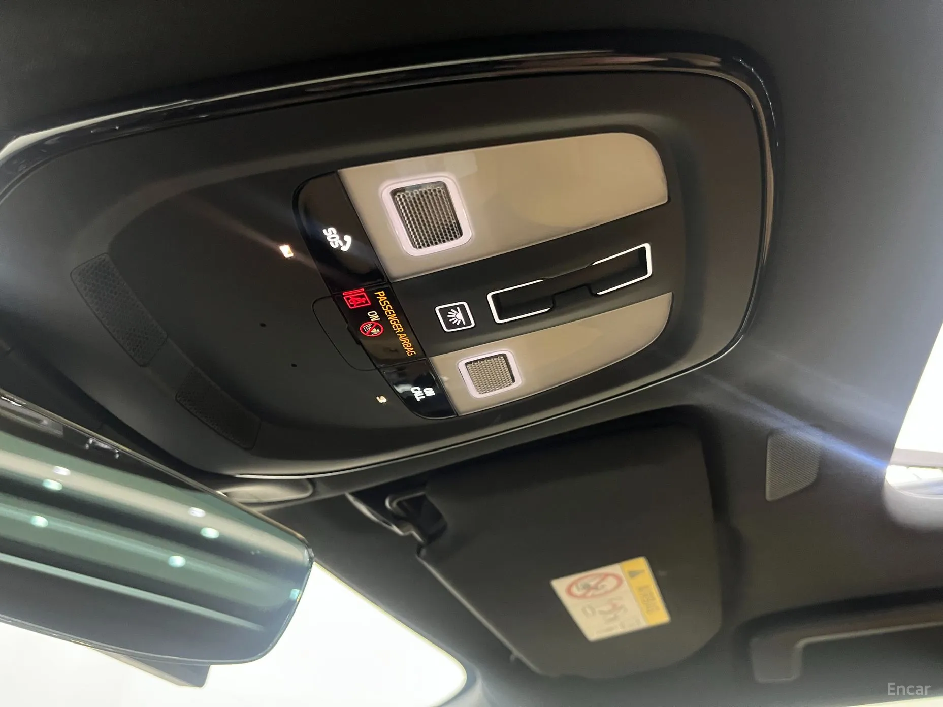 Volvo S90 превью 17