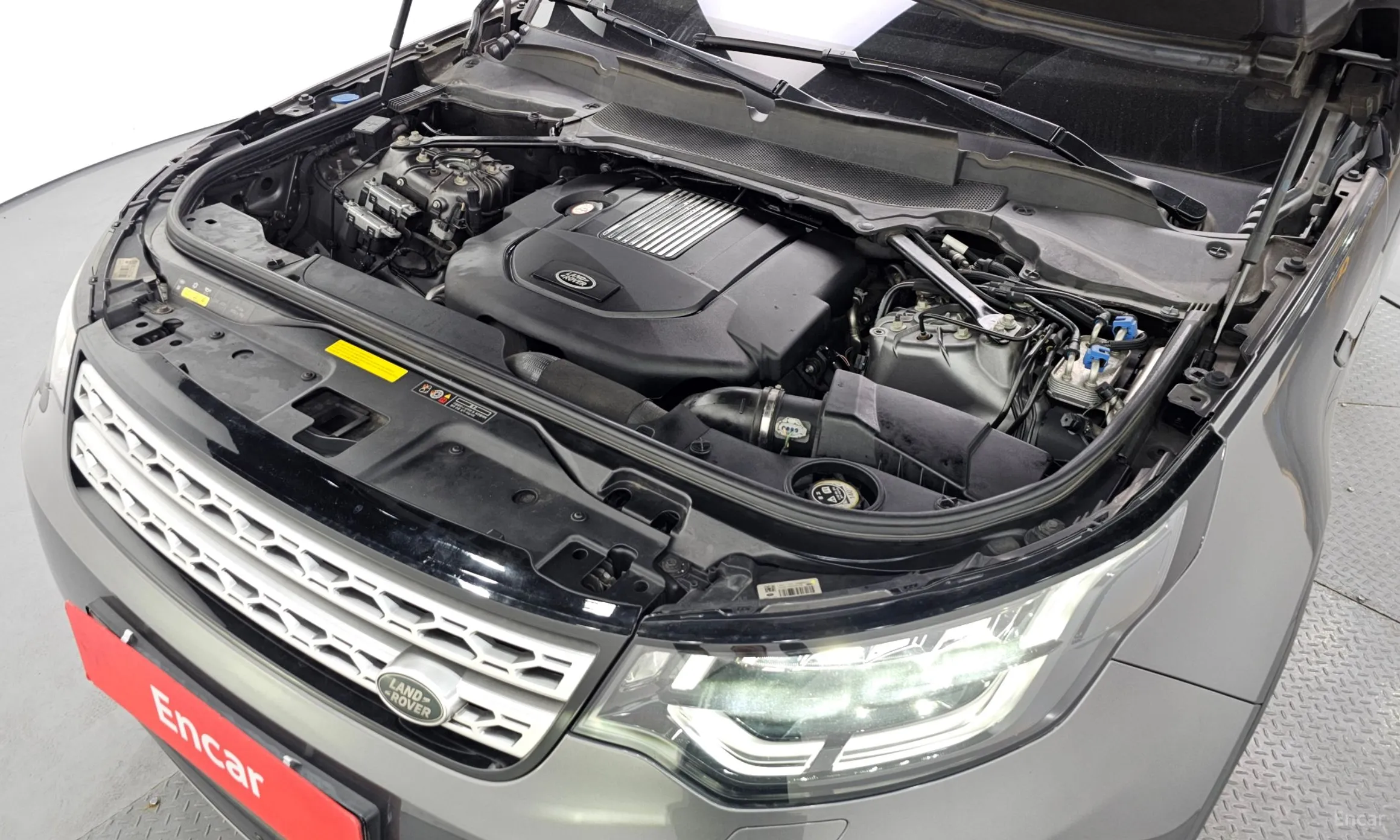 Land Rover Discovery 5 превью 6