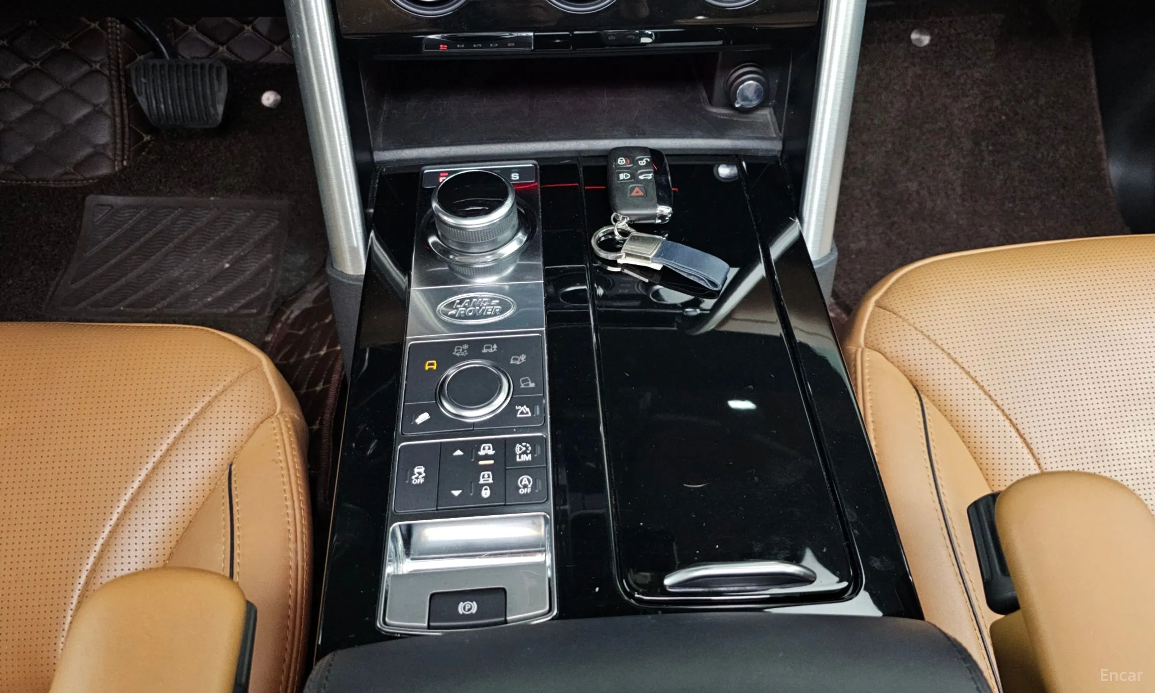 Land Rover Discovery 5 превью 9