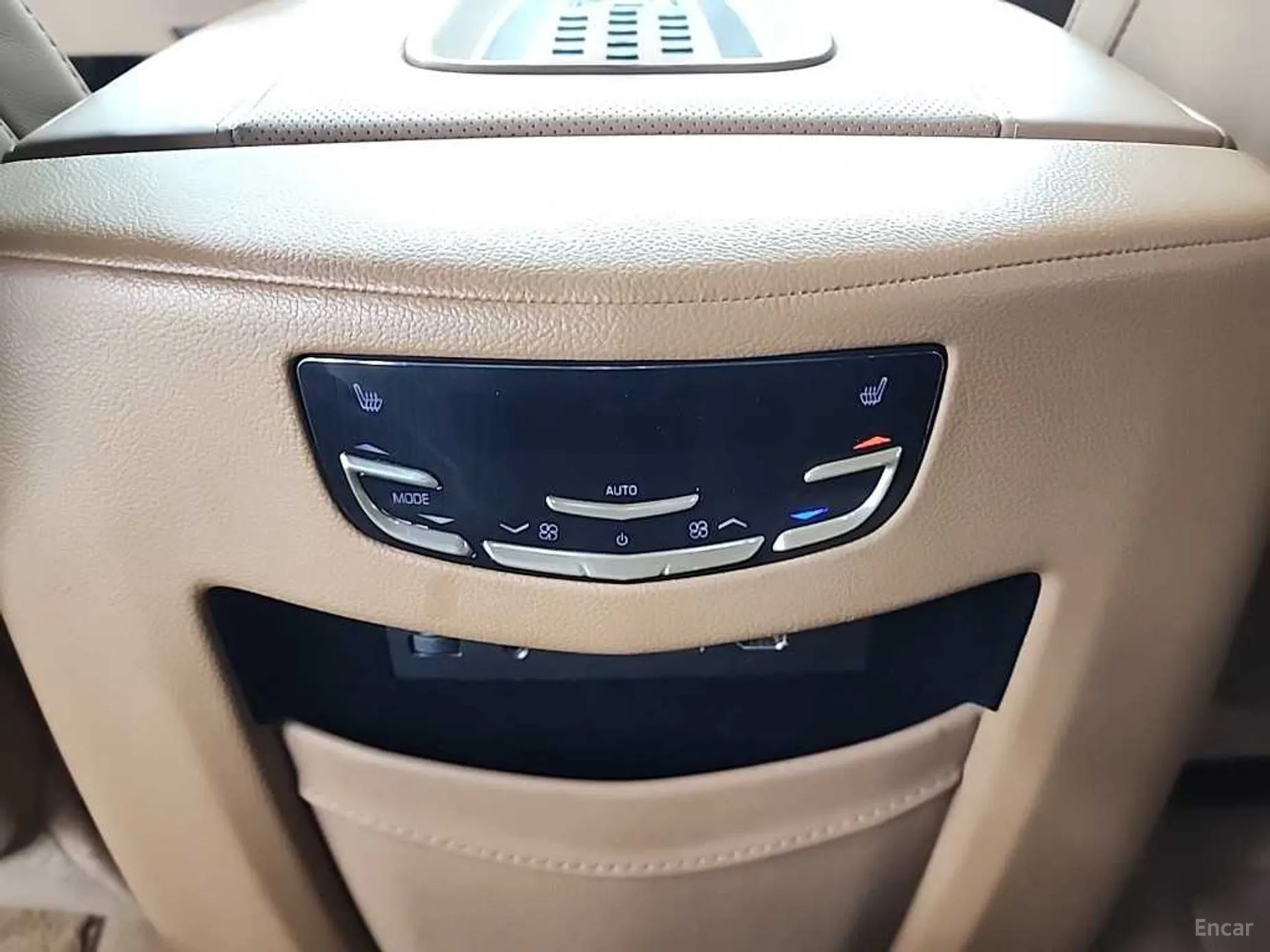 Cadillac Escalade превью 13