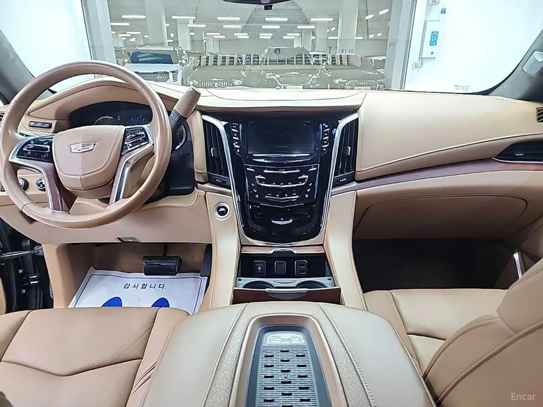 Cadillac Escalade превью 7