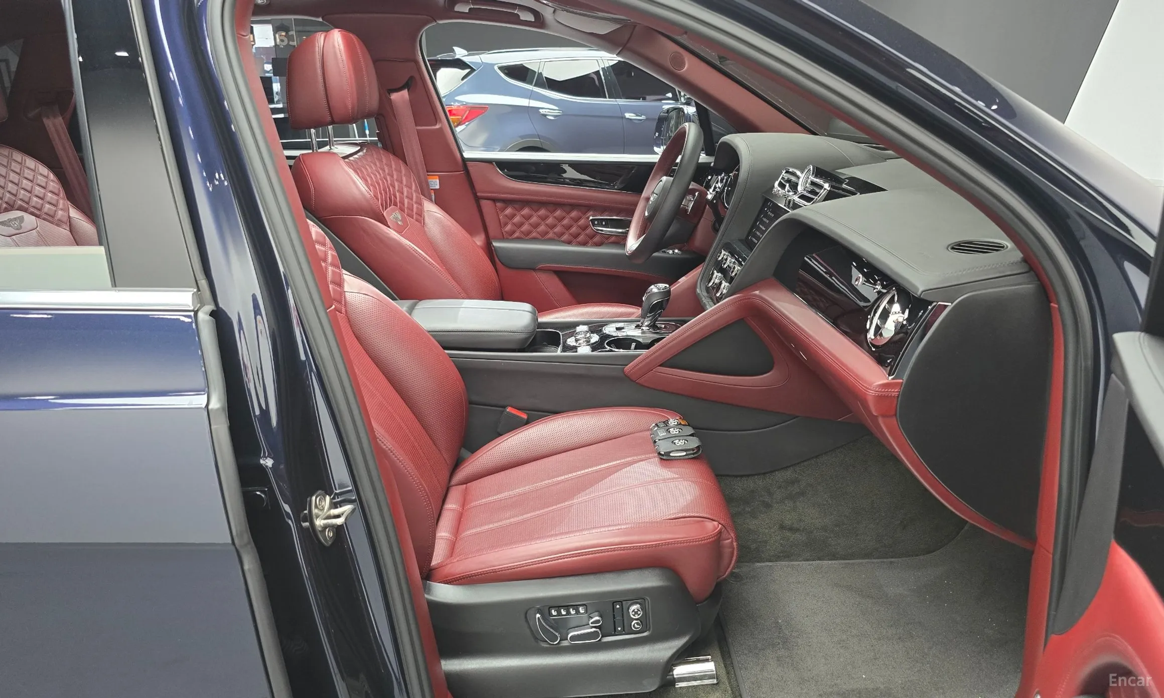 Bentley Bentayga превью 11