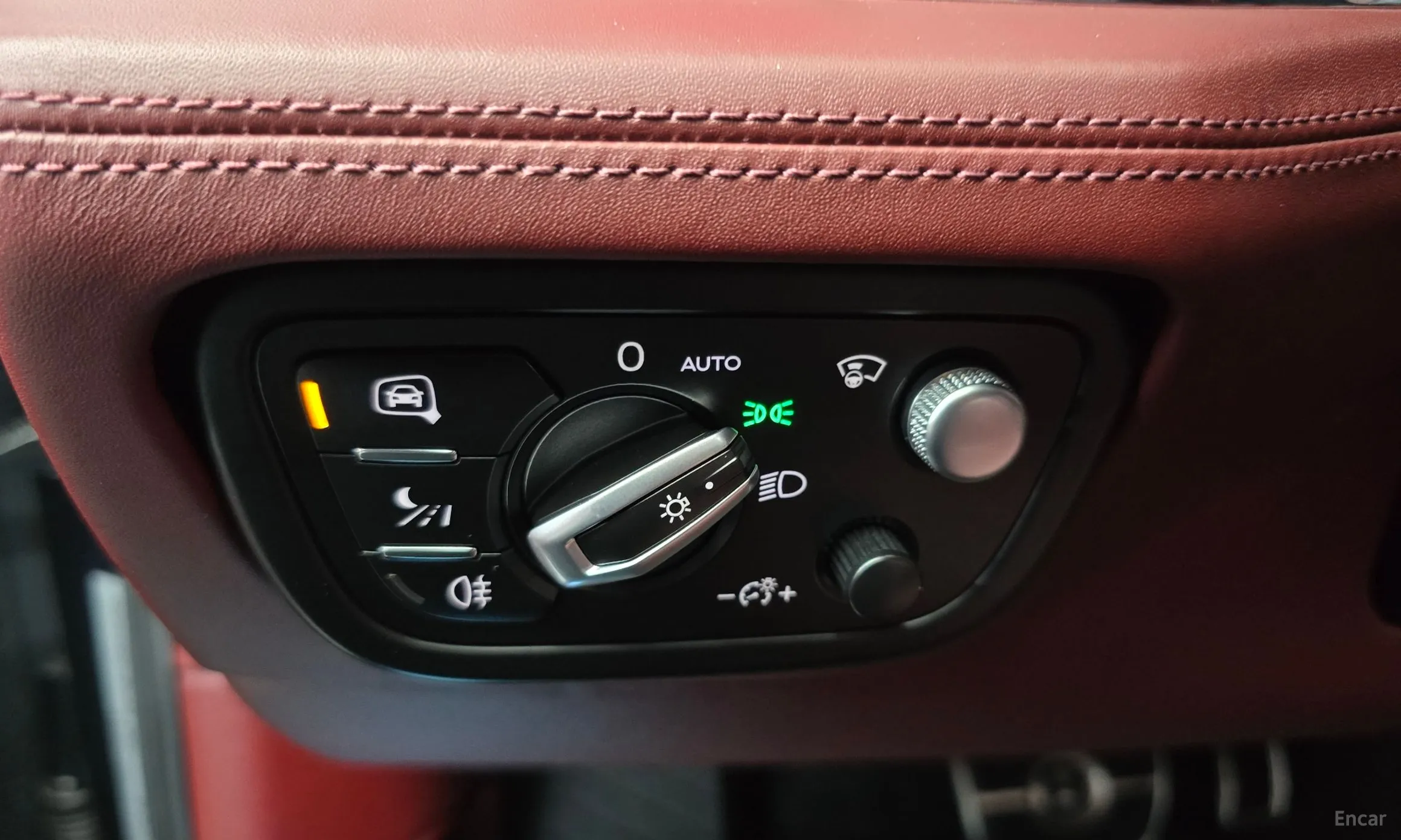 Bentley Bentayga превью 17