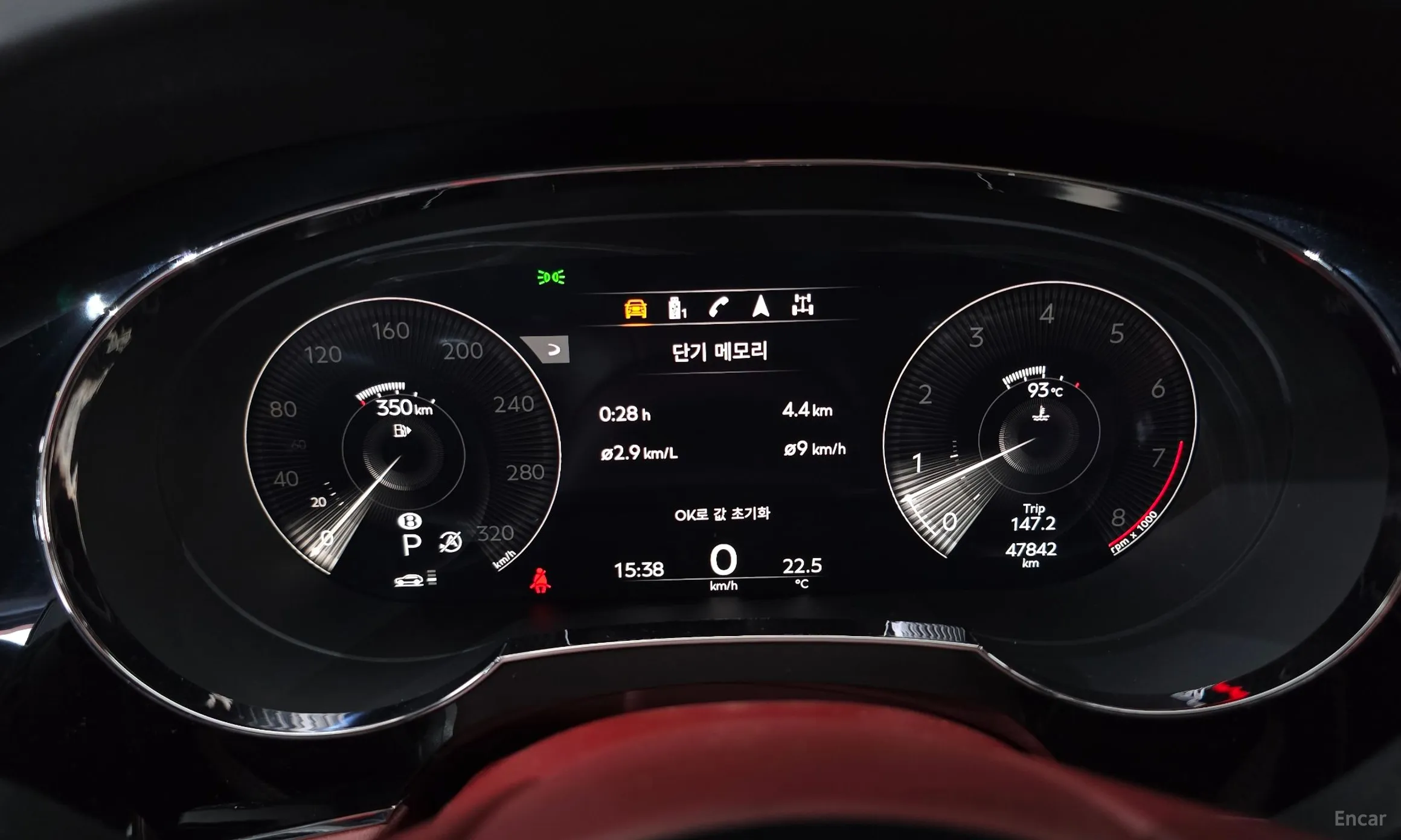 Bentley Bentayga превью 8