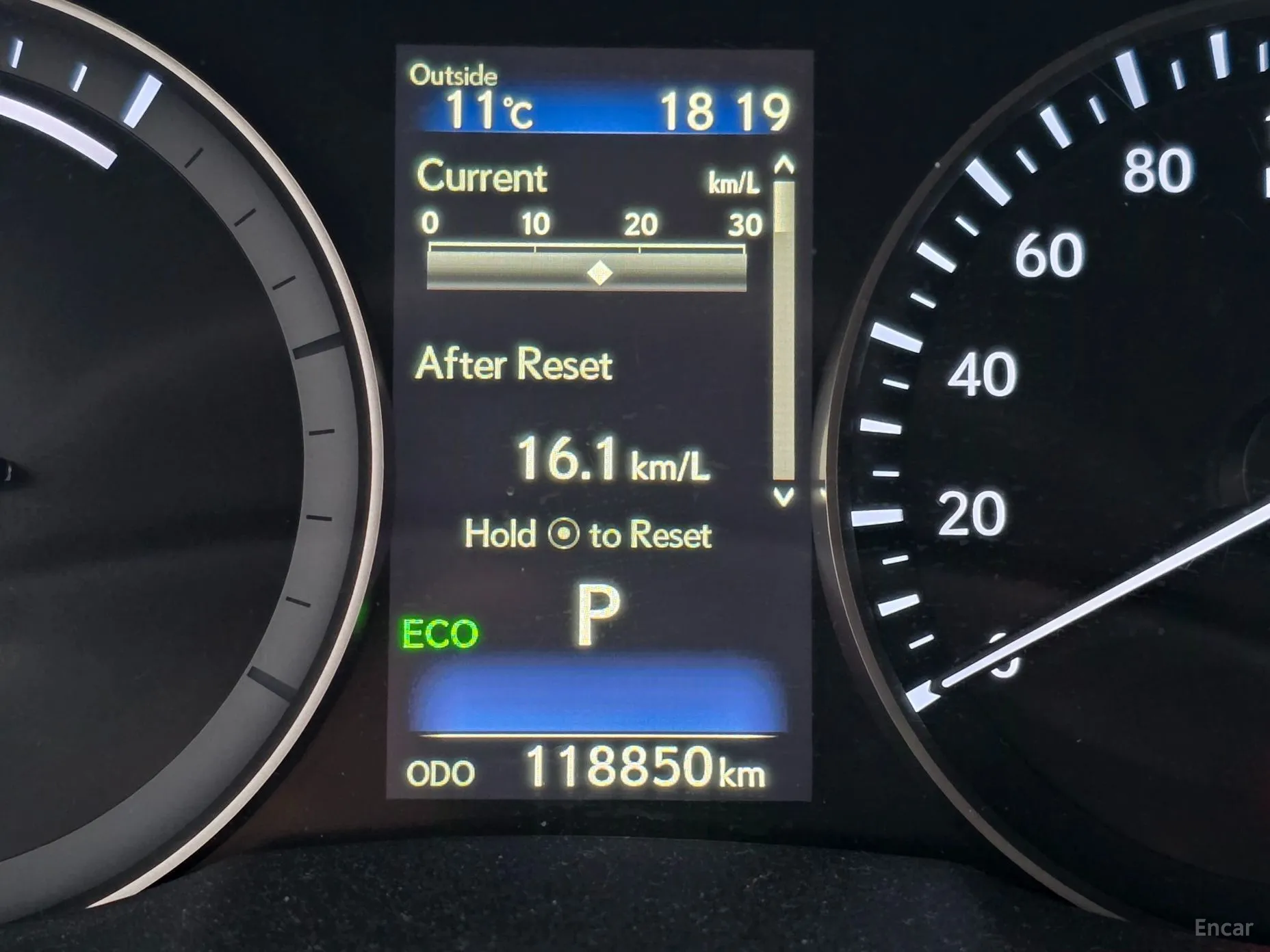 Lexus New ES300h превью 12