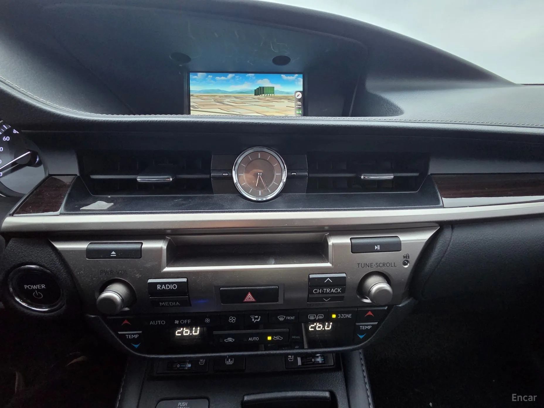Lexus New ES300h превью 13