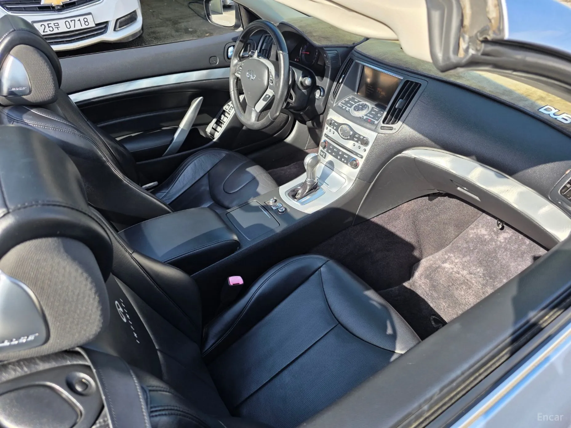 Infiniti G37 превью 11