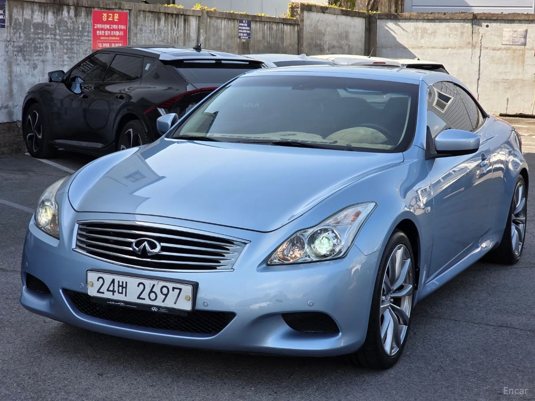 Infiniti G37 превью 4