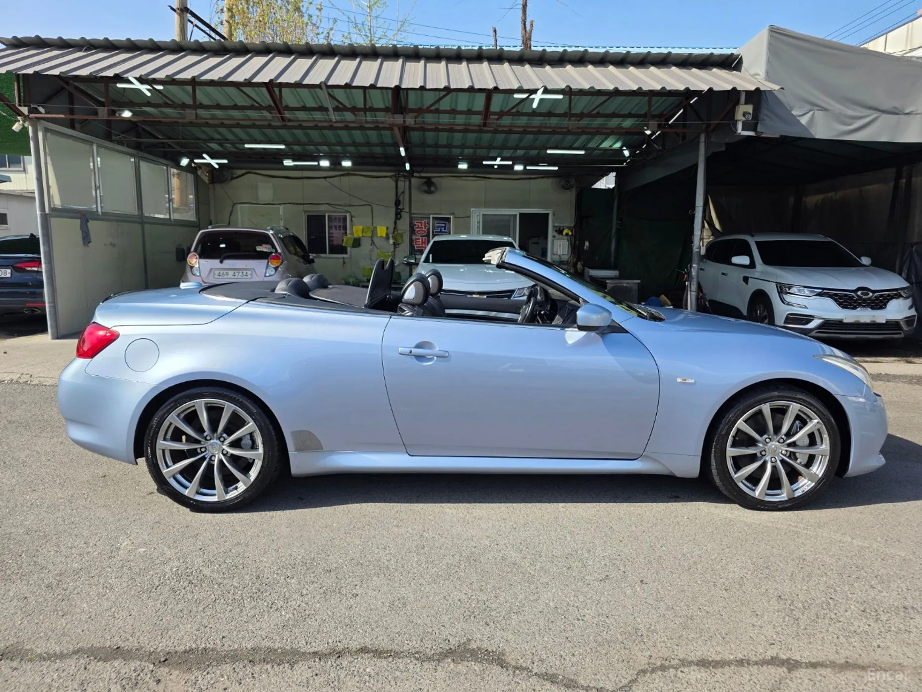 Infiniti G37 превью 8