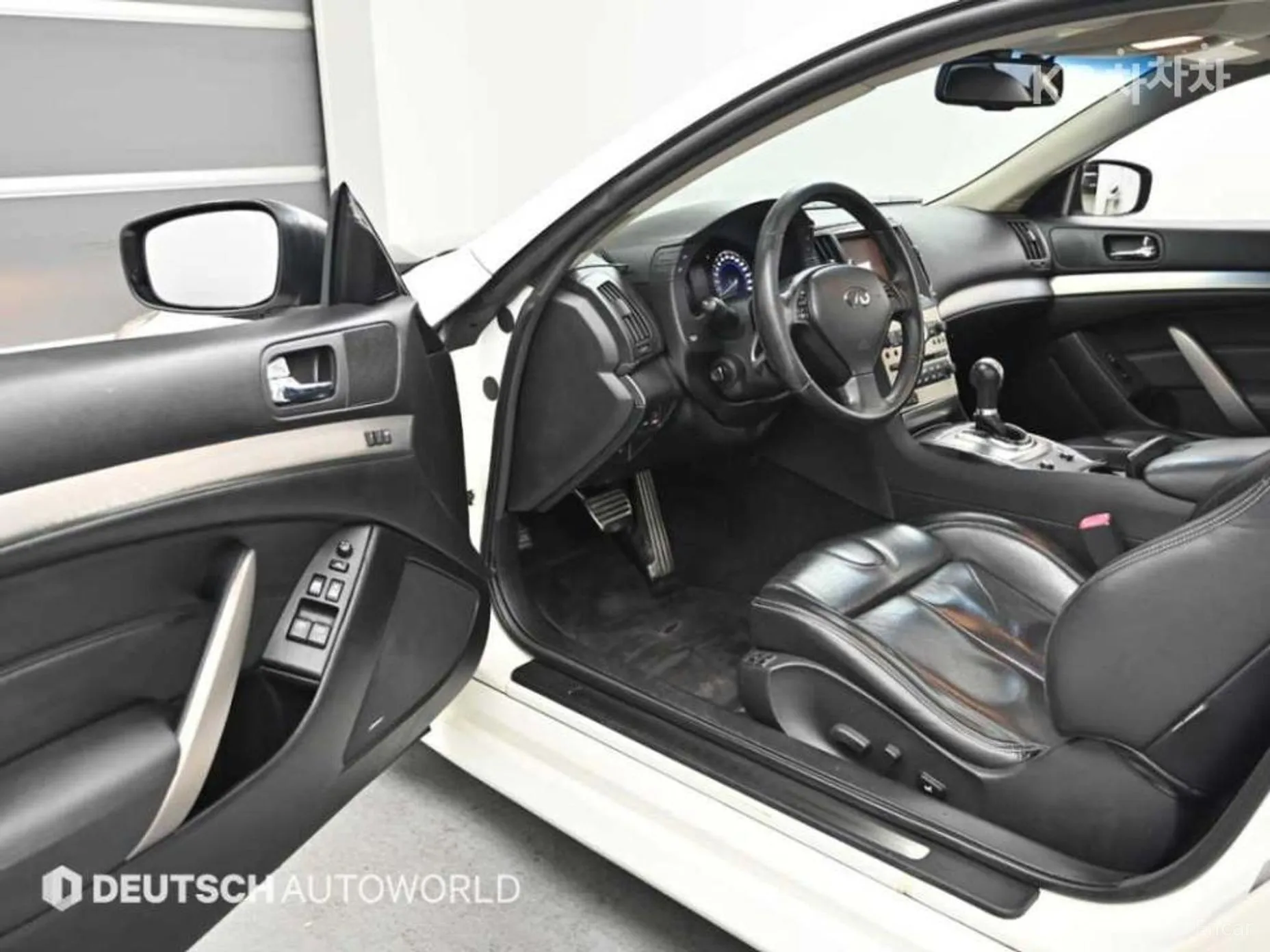 Infiniti G37 превью 11