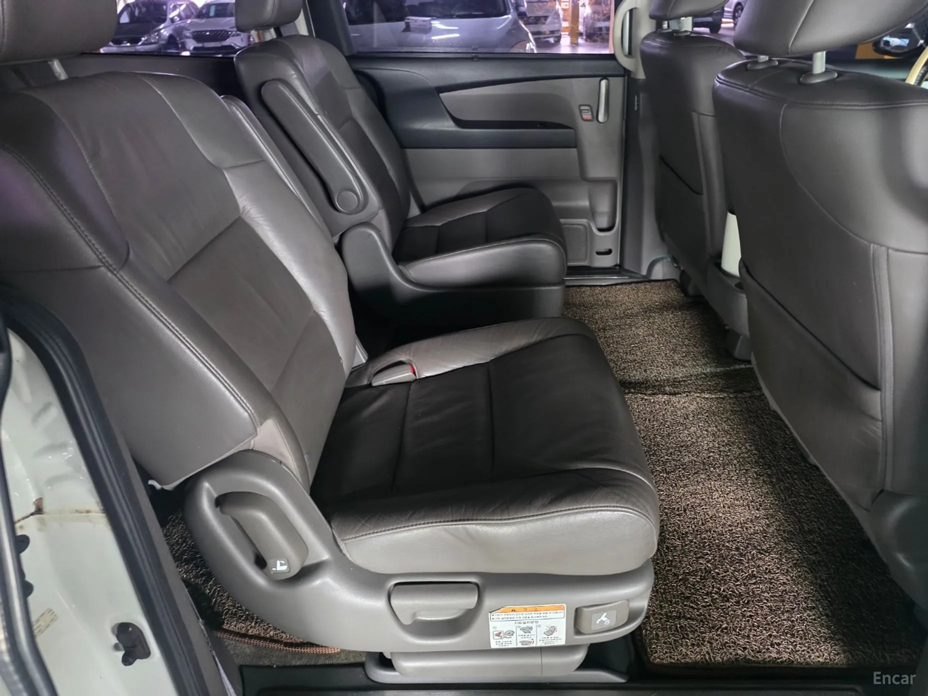 Honda Odyssey превью 13