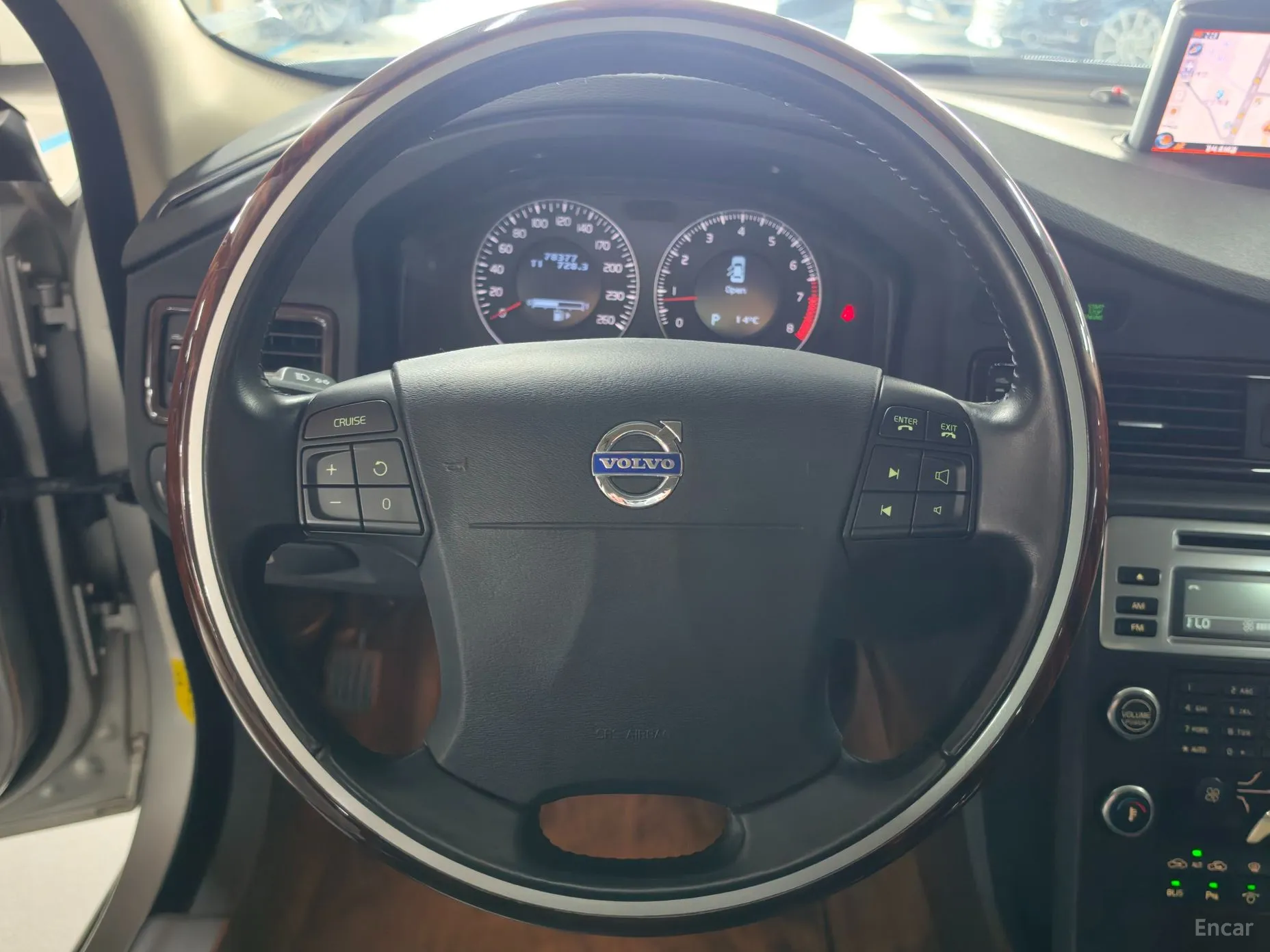 Volvo S80 превью 9