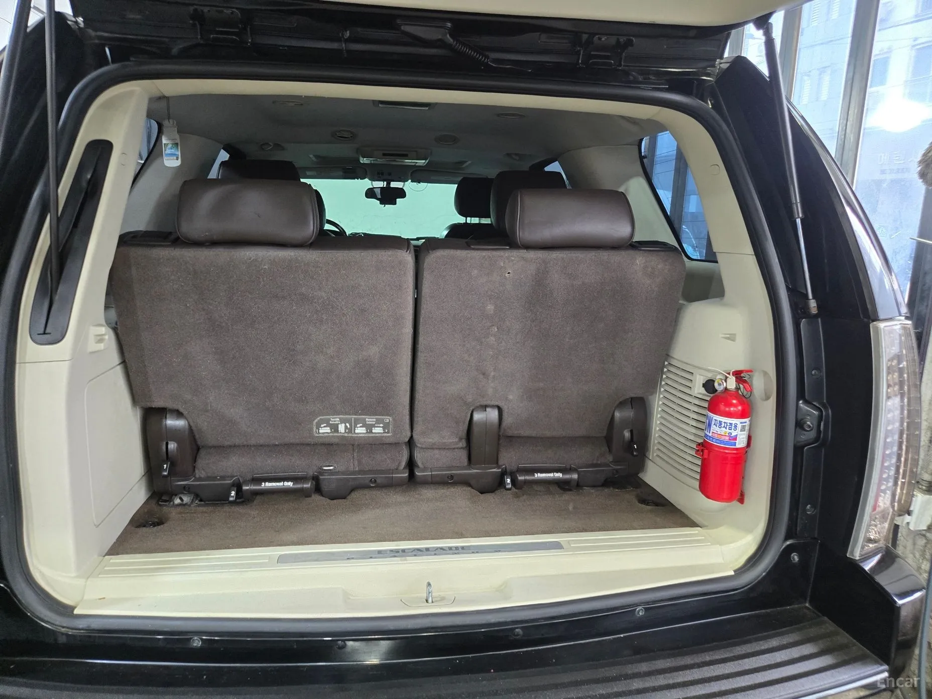 Cadillac Escalade превью 12