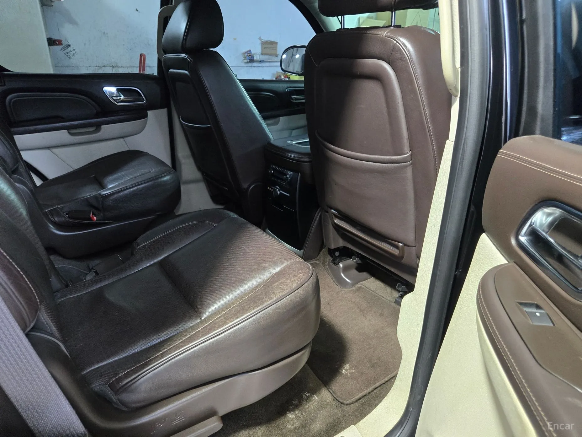 Cadillac Escalade превью 14