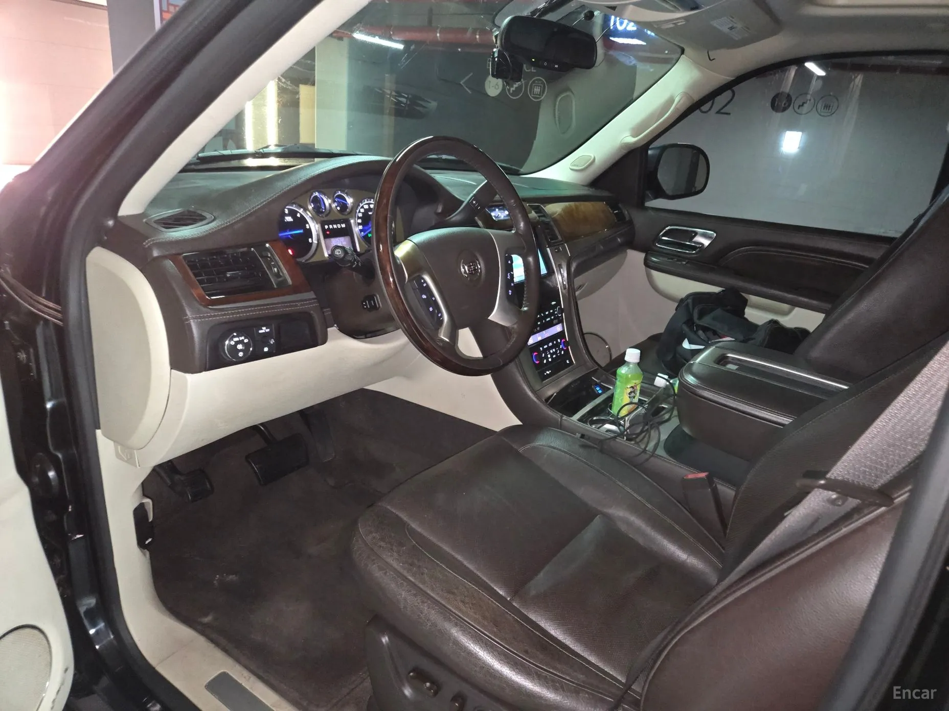 Cadillac Escalade превью 17