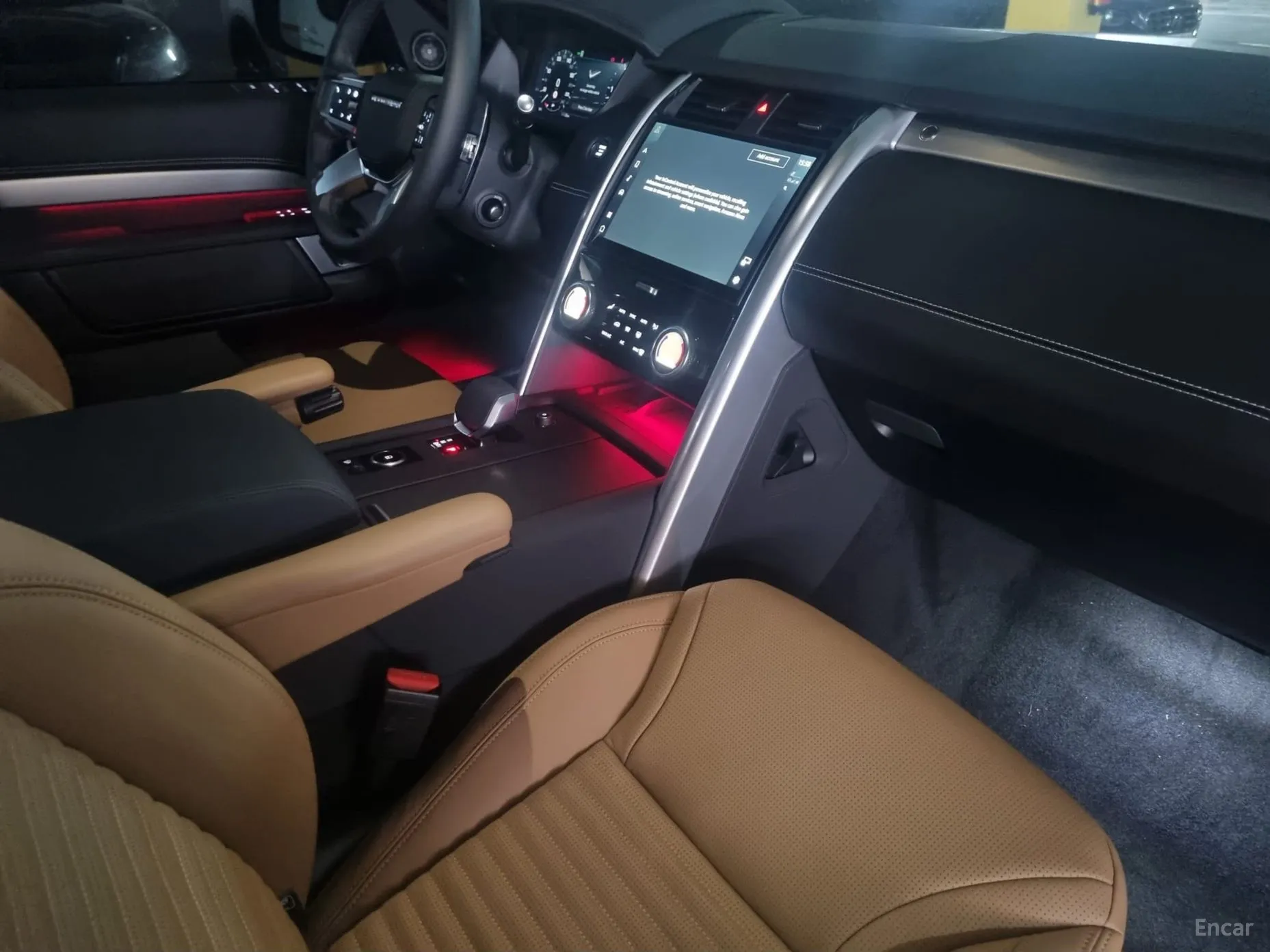 Land Rover Discovery 5 превью 13