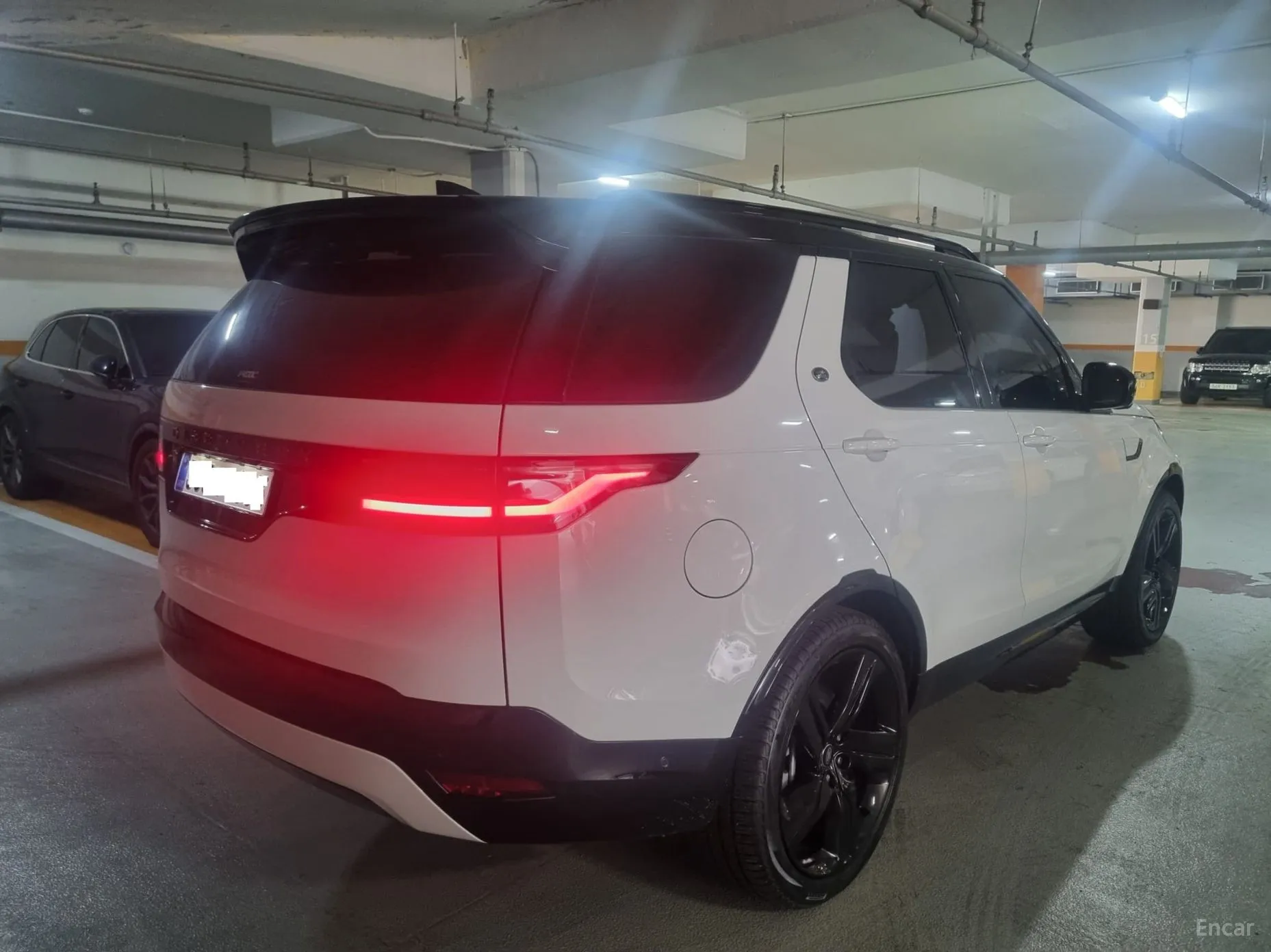 Land Rover Discovery 5 превью 5
