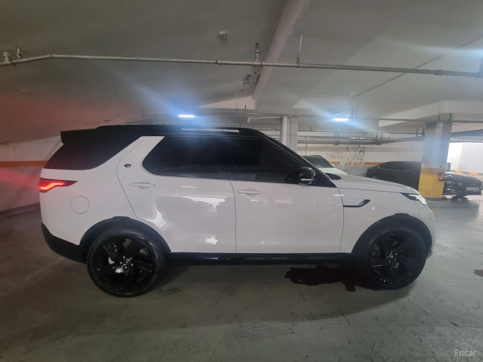 Land Rover Discovery 5 превью 8