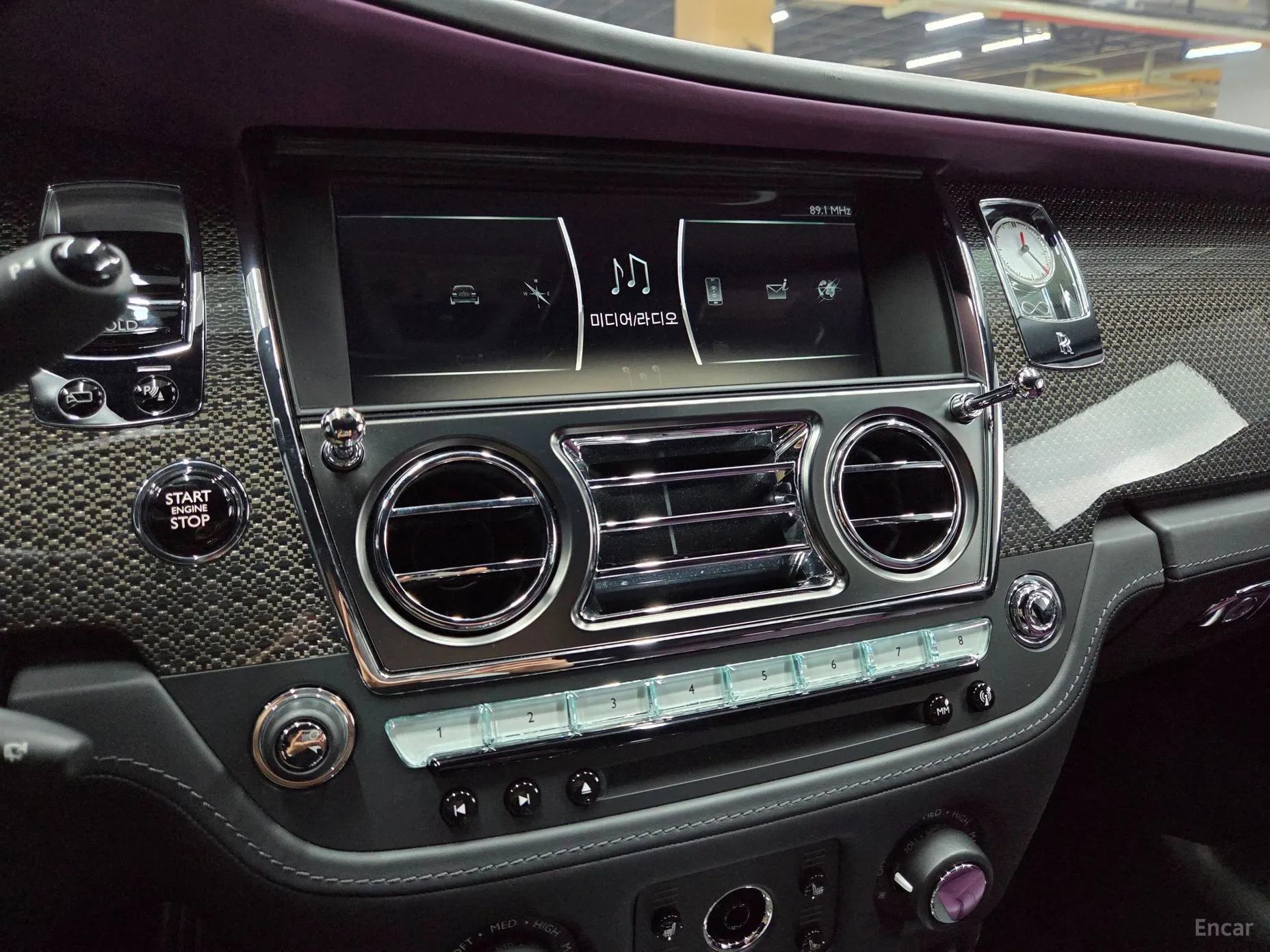 Rolls-Royce Ghost превью 18