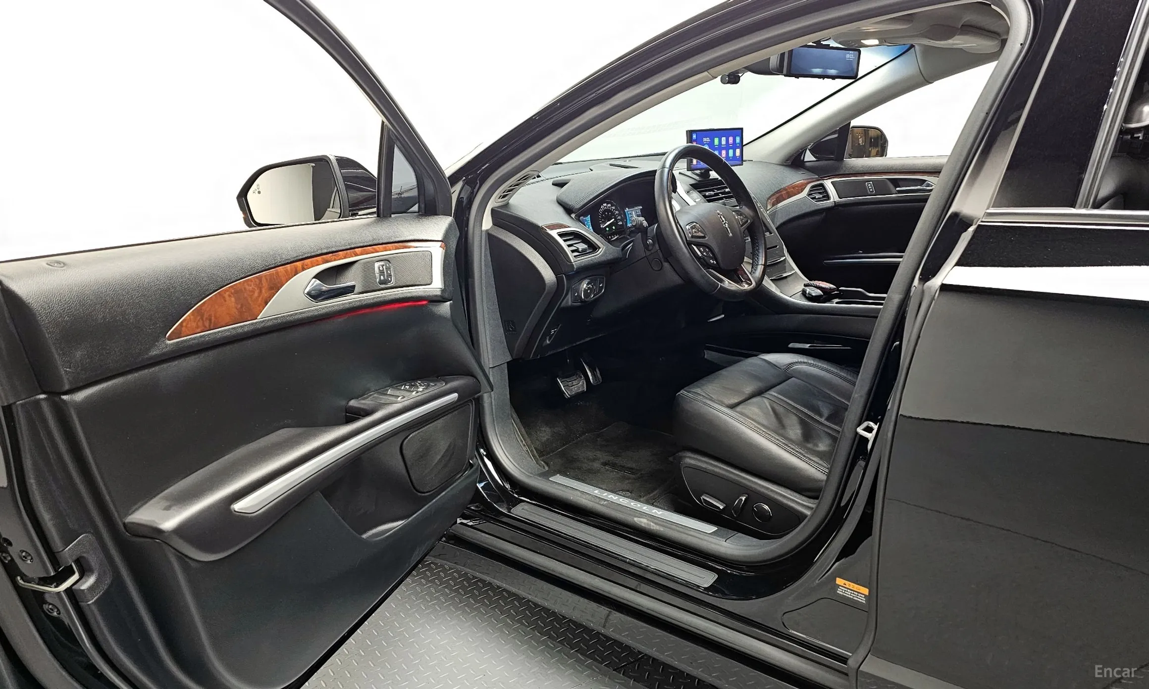 Lincoln New MKZ превью 10