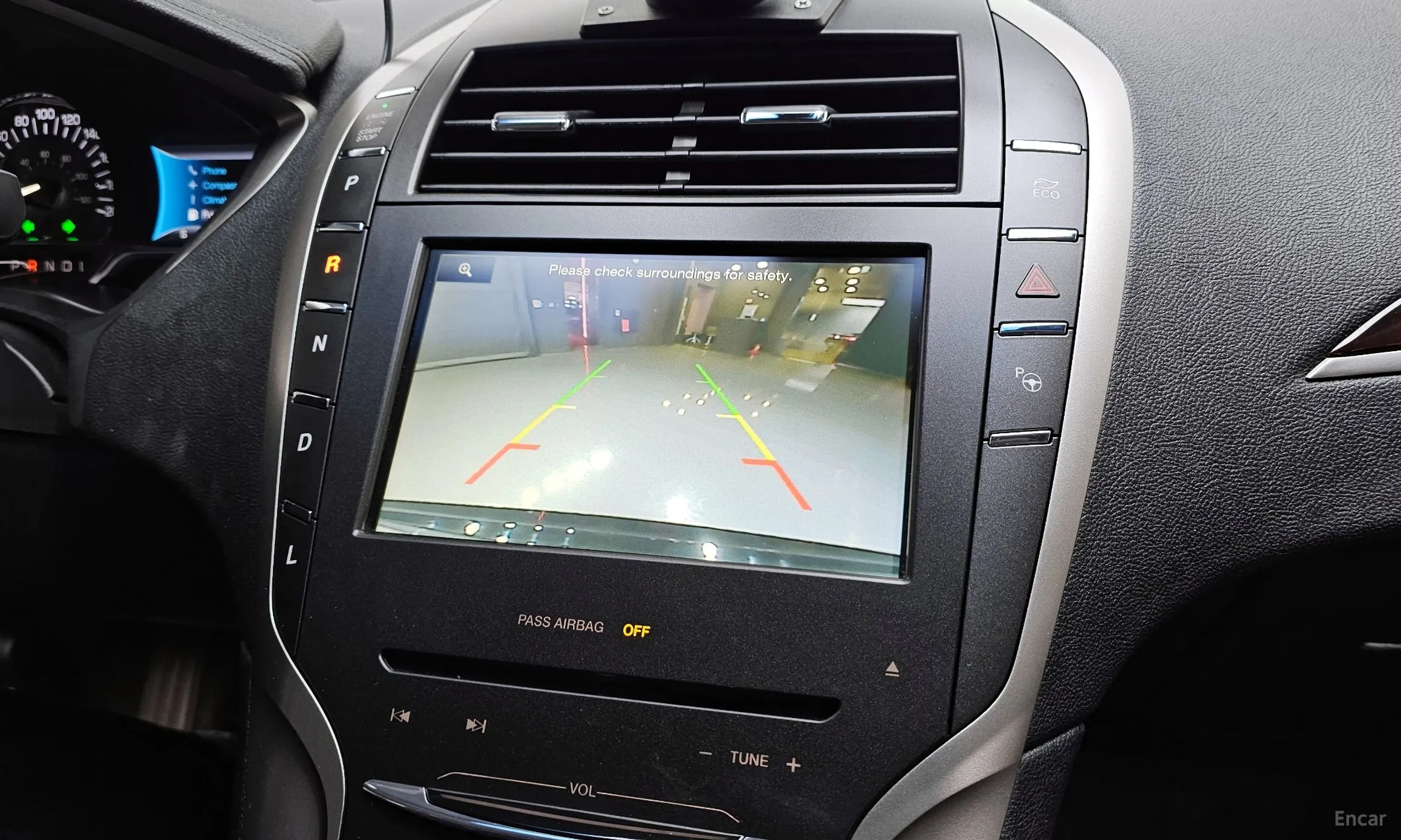 Lincoln New MKZ превью 15