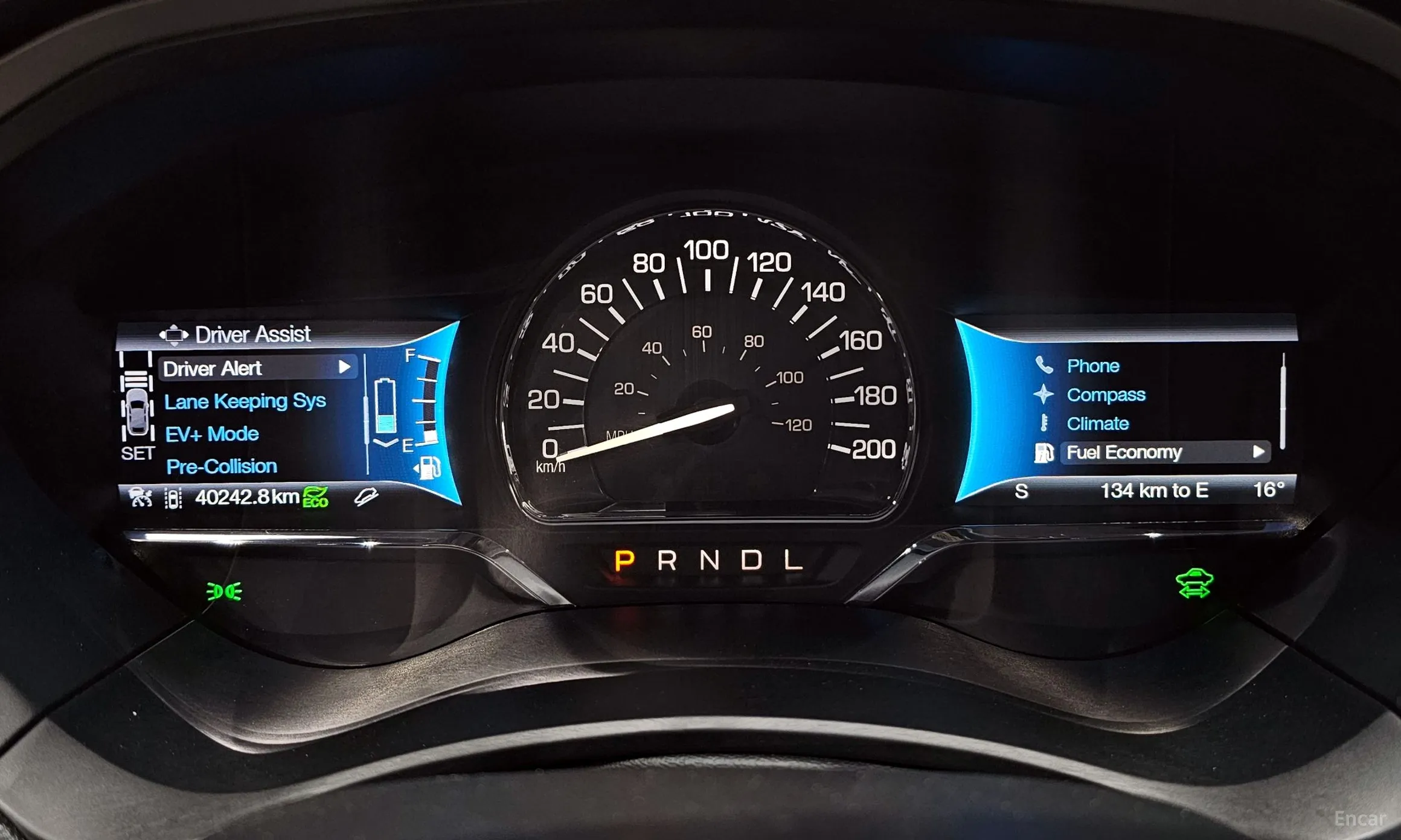 Lincoln New MKZ превью 8
