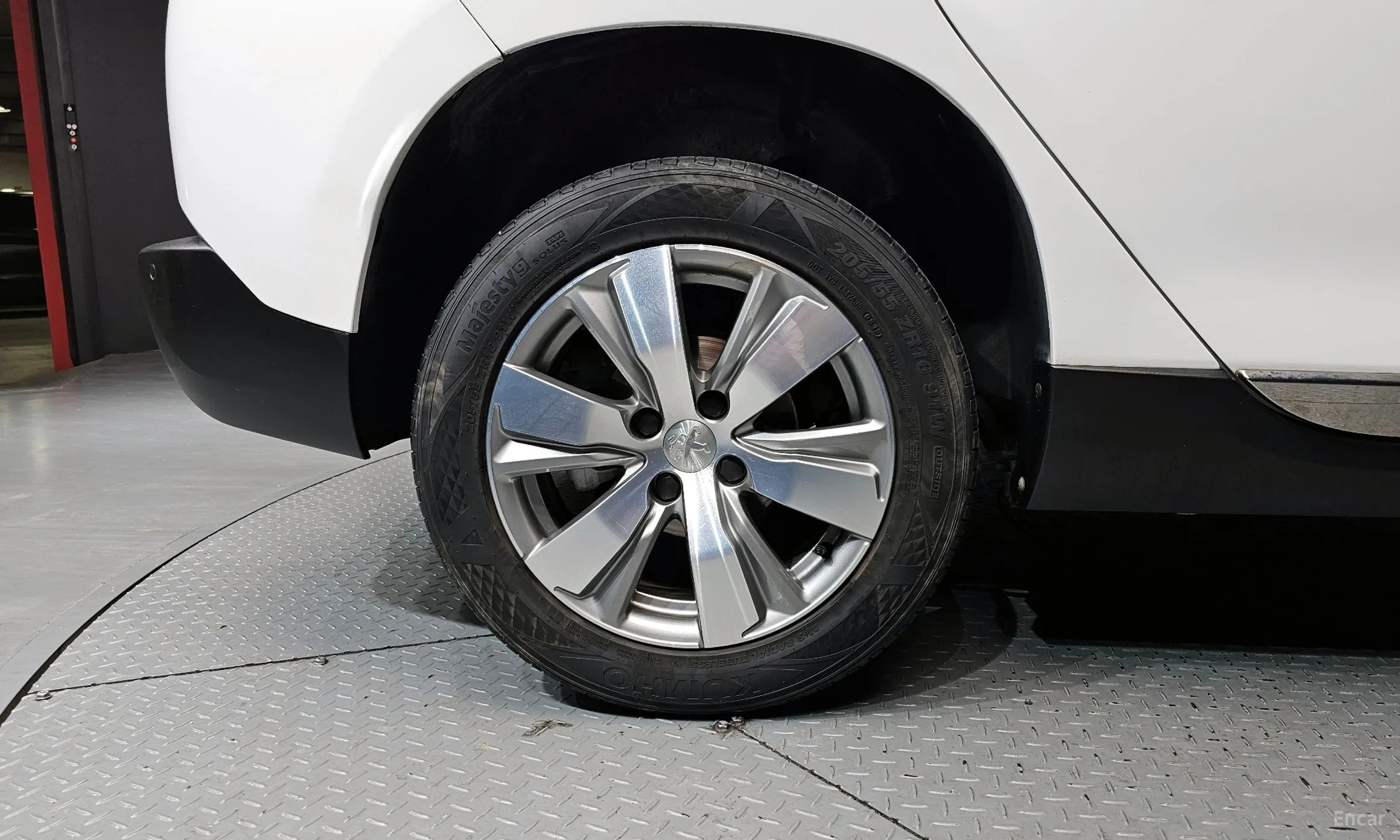 Peugeot 2008. превью 5