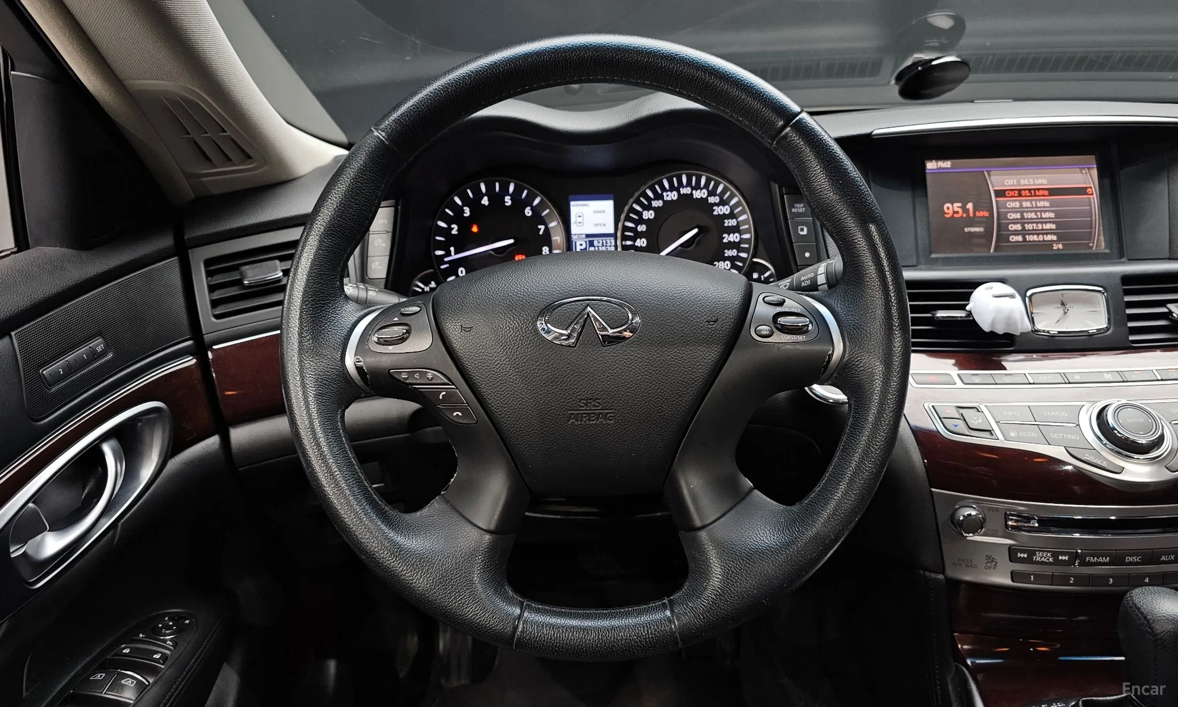 Infiniti M37 превью 13