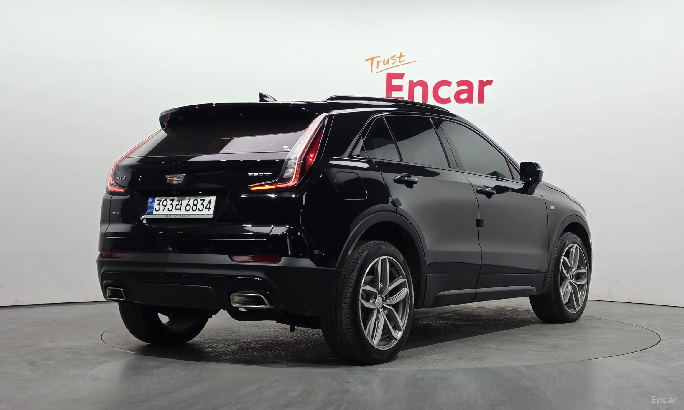 Cadillac XT4