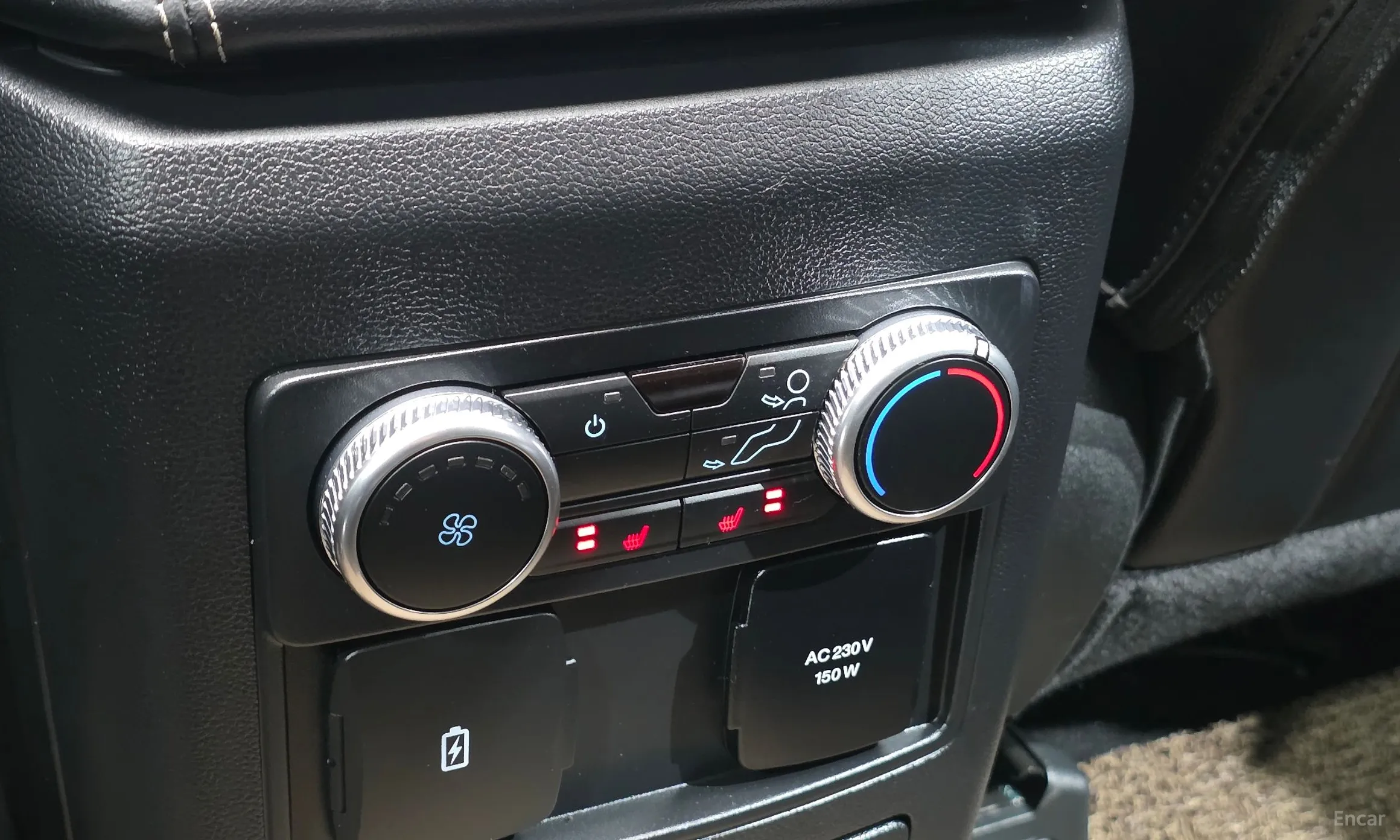 Ford Explorer 6th Generation превью 18