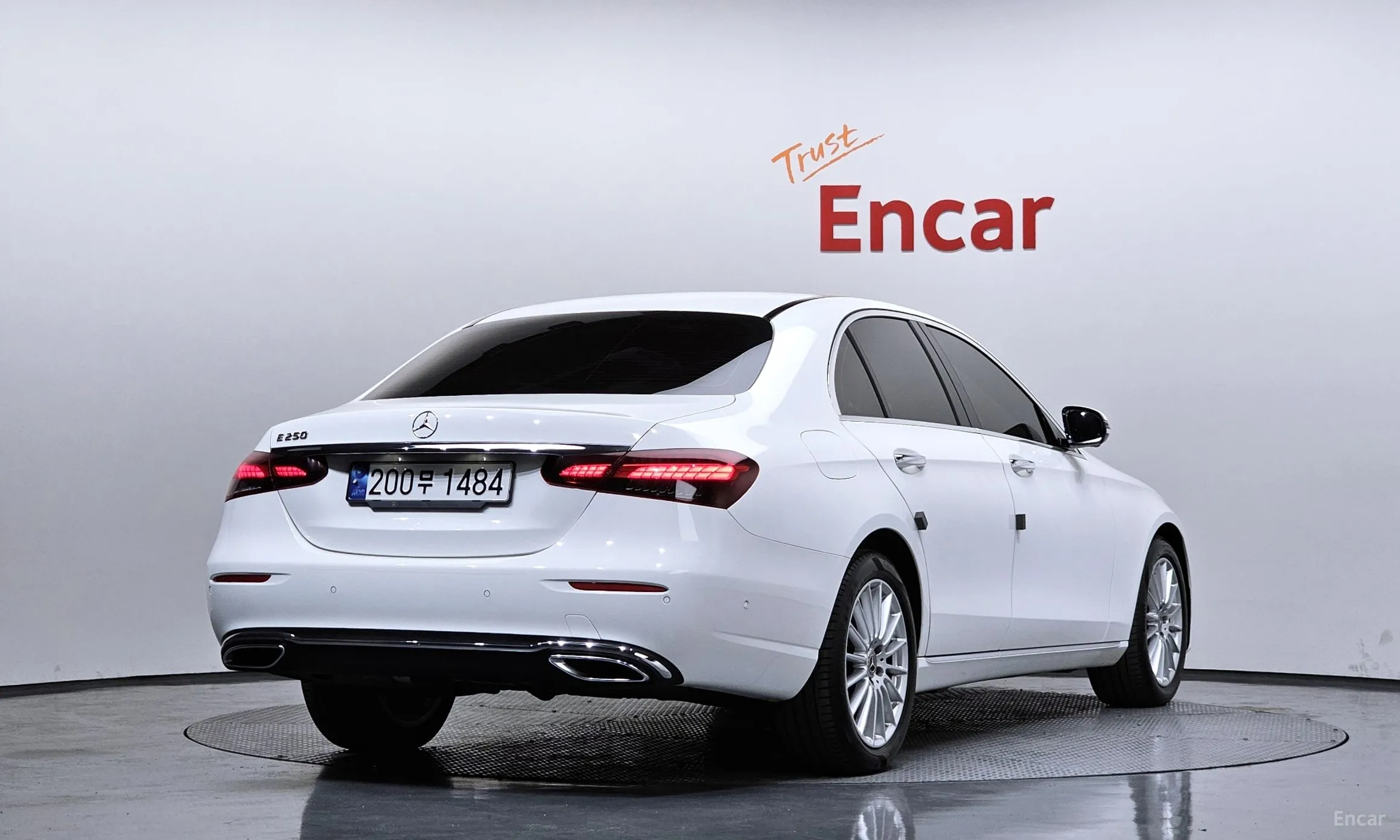 Mercedes Benz E-Class W213