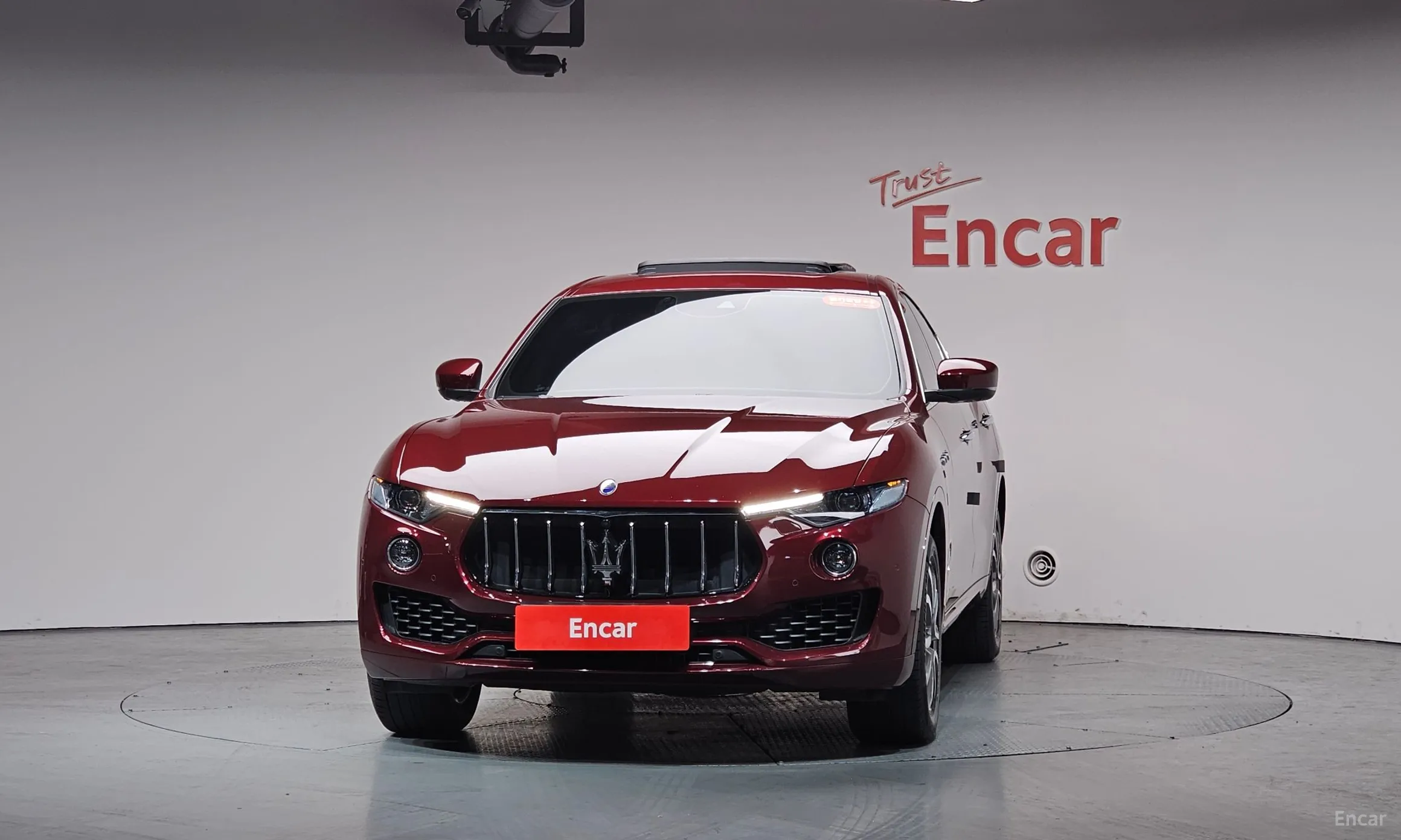 Maserati Levante превью 3
