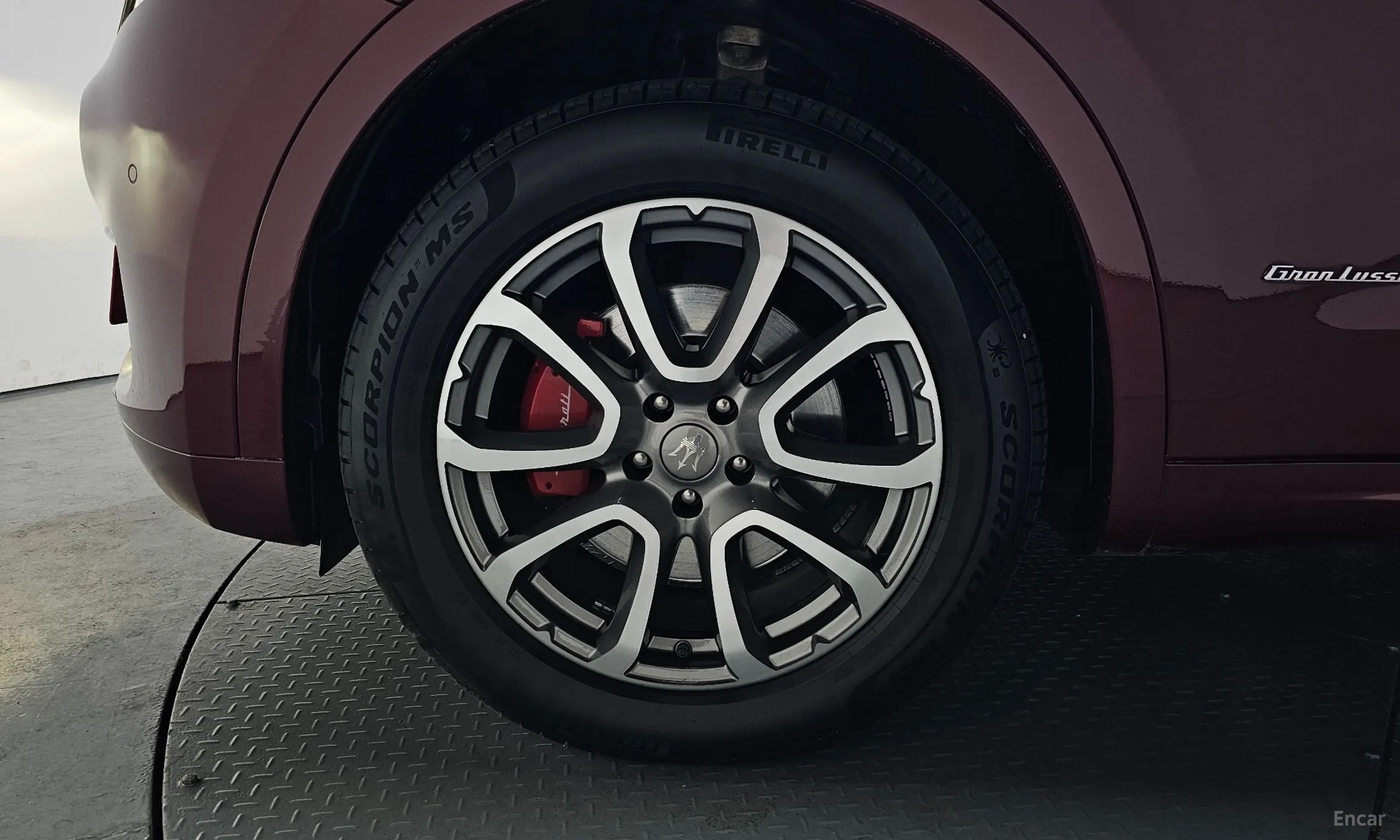 Maserati Levante превью 5